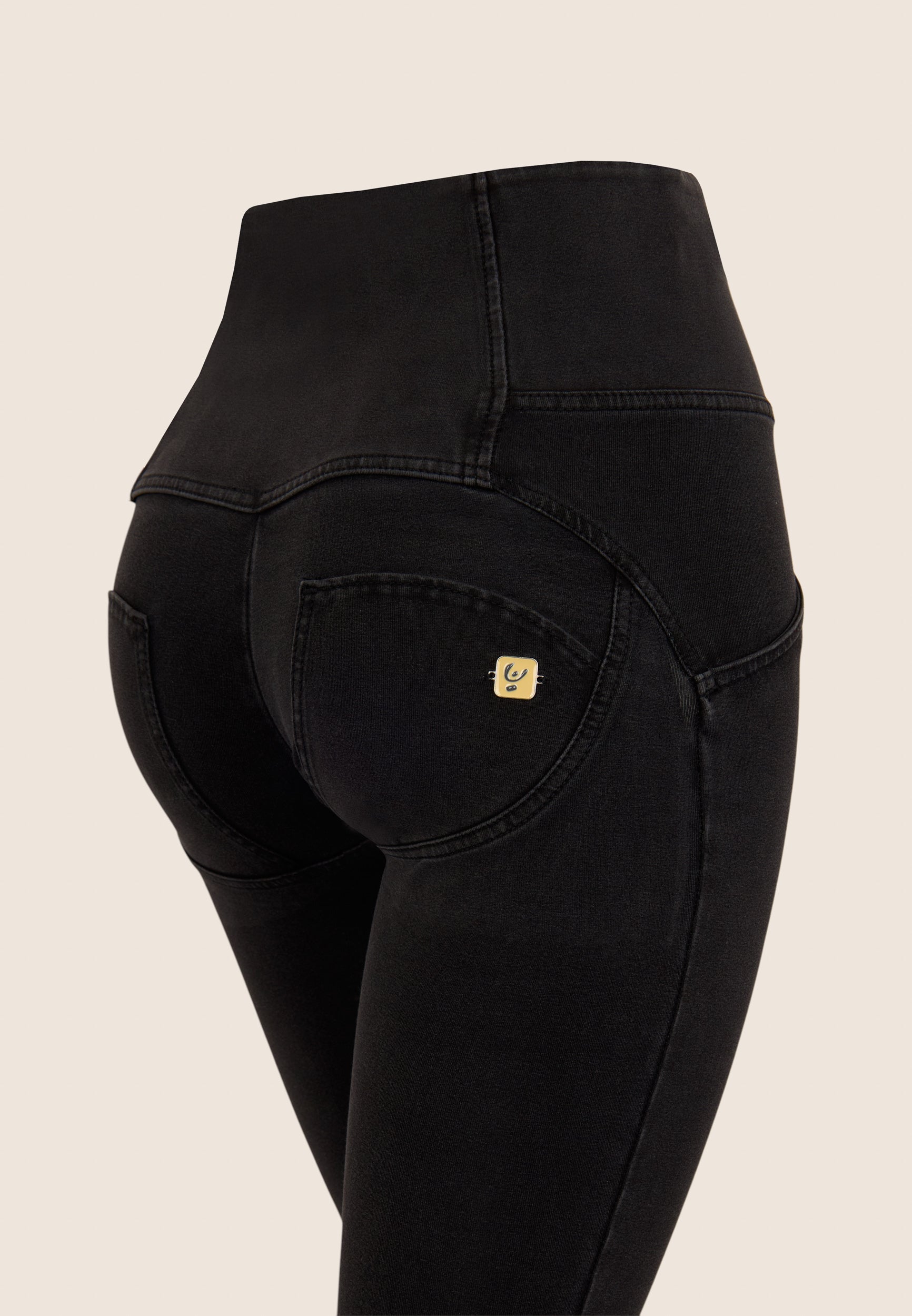 WRUP2BHC002ORG_J7N_-_WWR_L 8