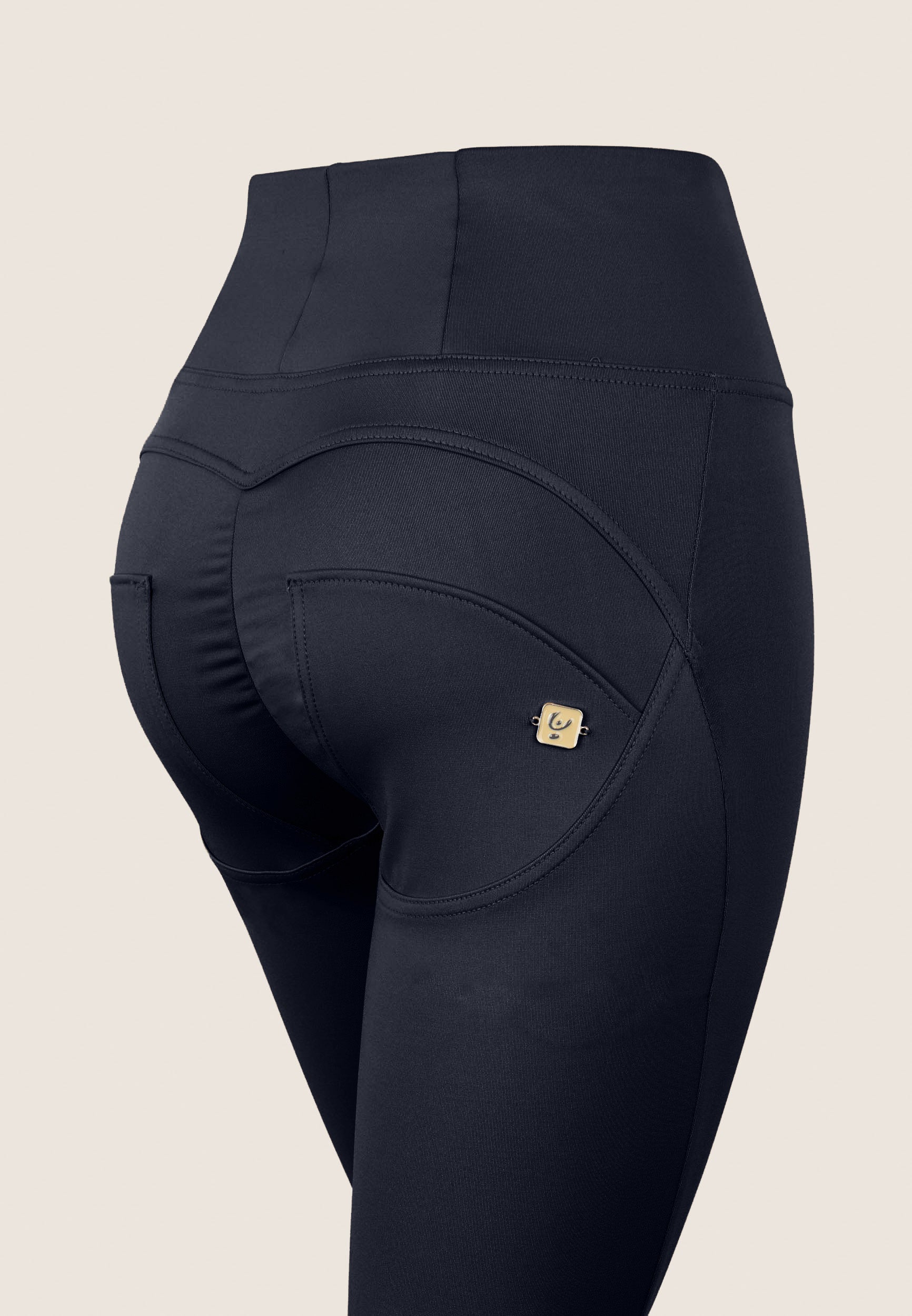 WRUP2HC004REC_B94_-_WWR_L 3