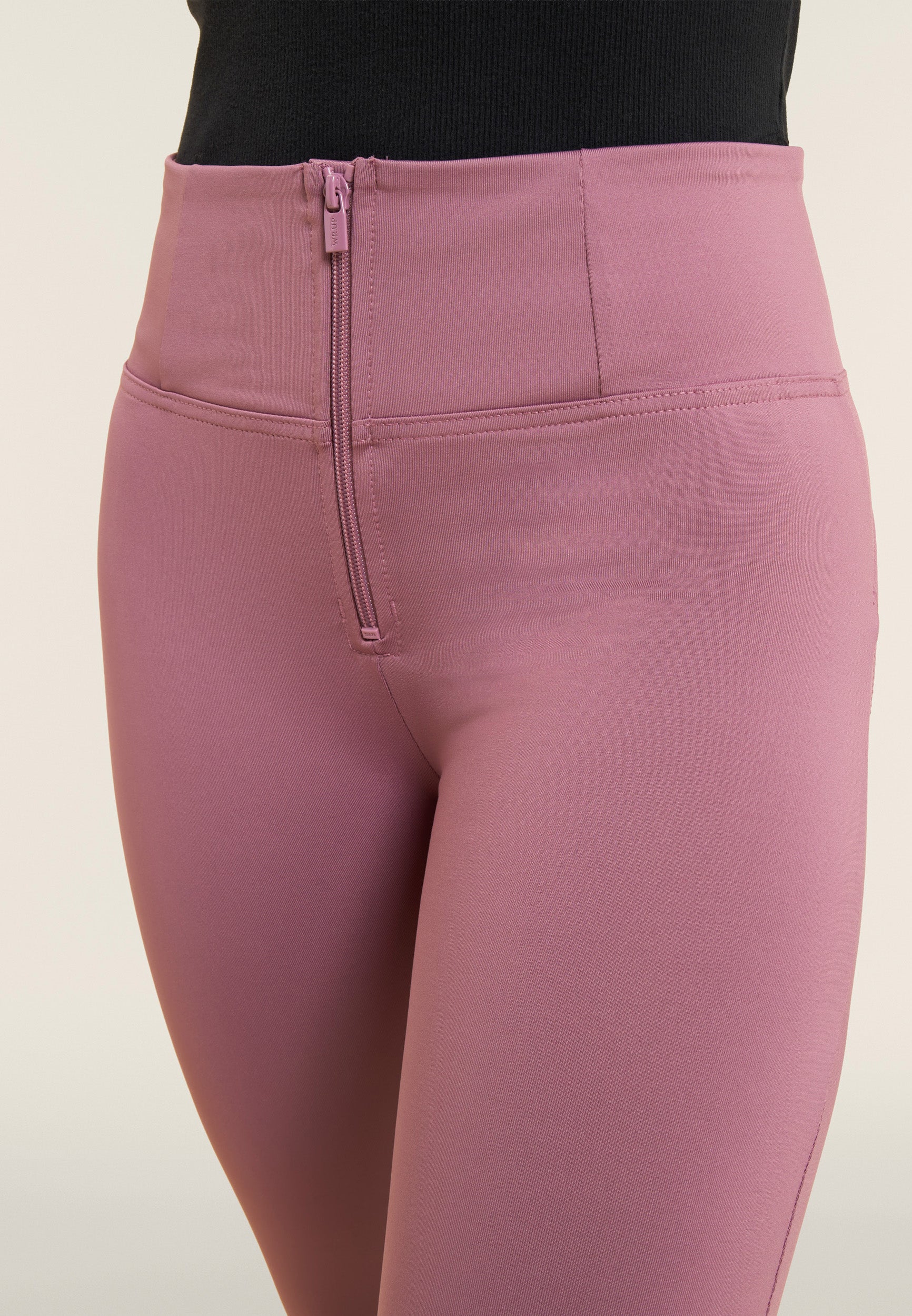 WRUP2HC004REC_P117_-_WWR_L 4