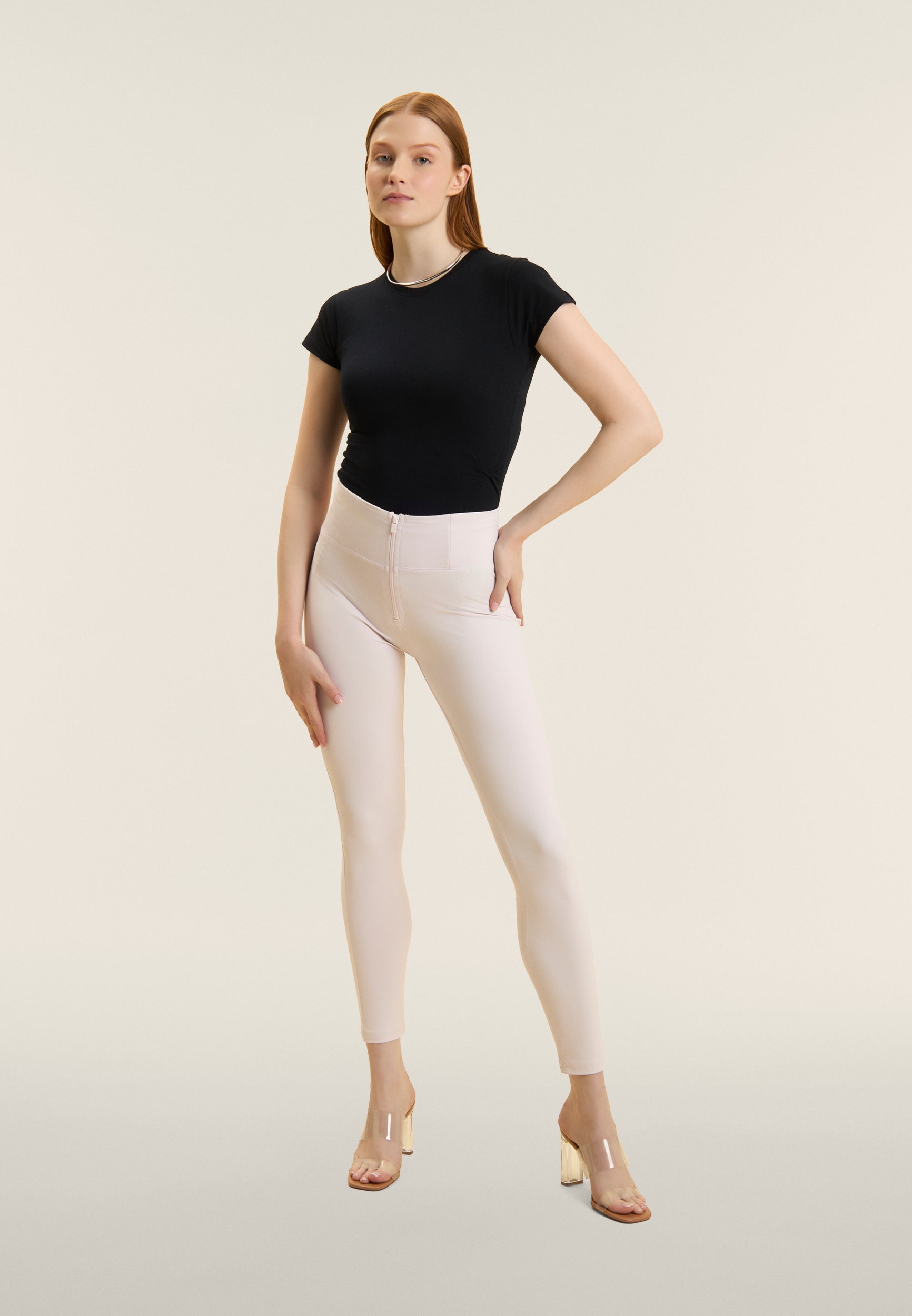 WRUP2HC005REC_P73_-_WWR_L 1