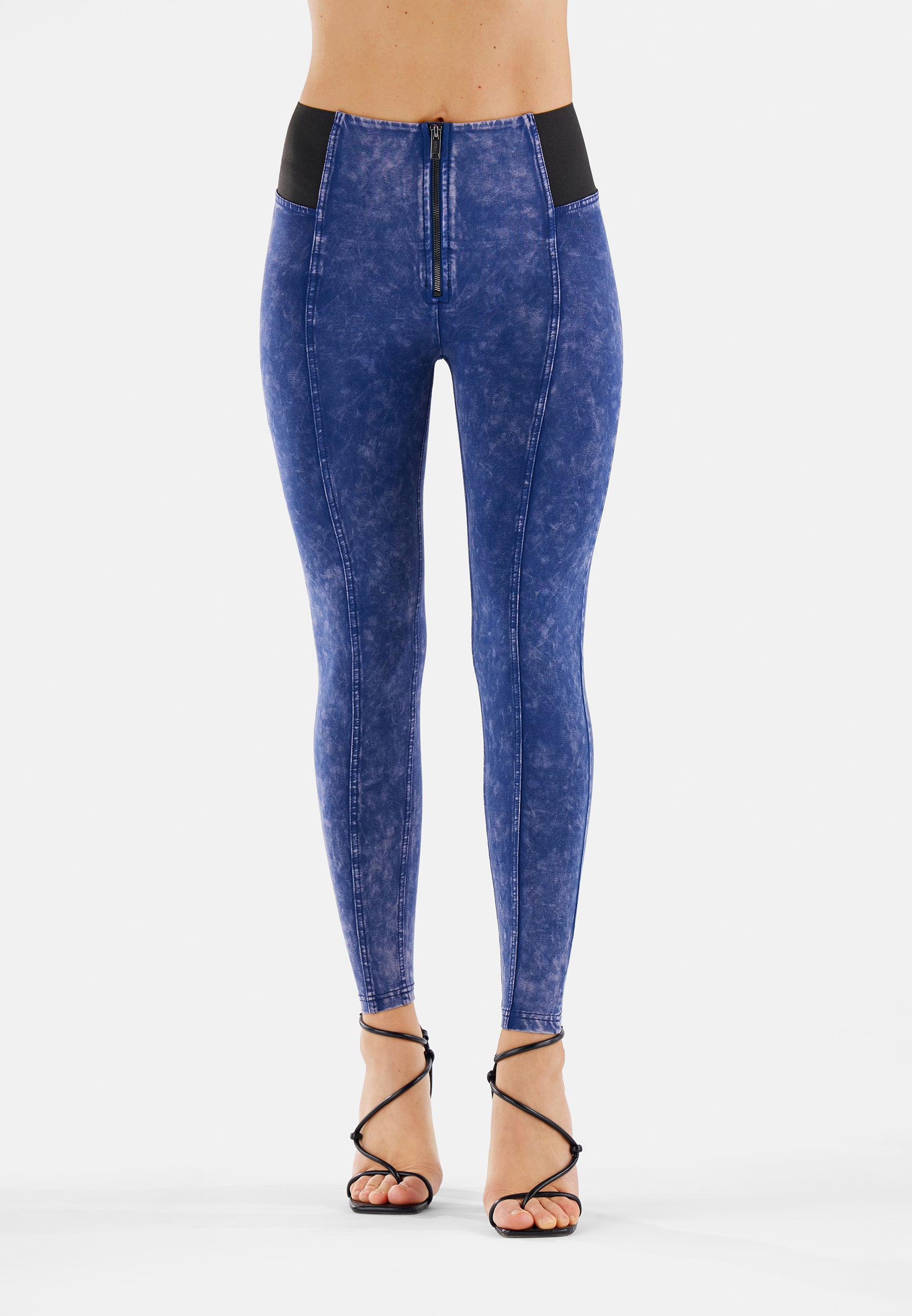 WRUP2HF301_B57_-_WWR_XXS 2