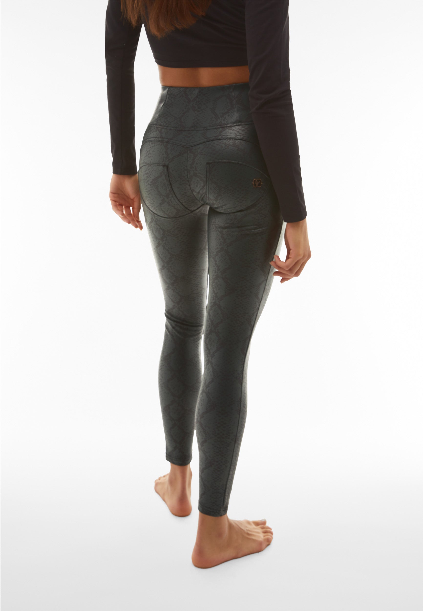 WRUP2HF330_ANI63V_-_WWR_L 3