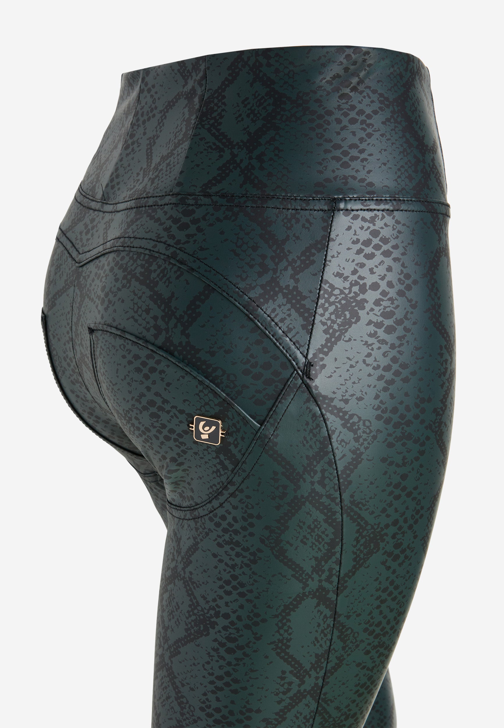 WRUP2HF330_ANI63V_-_WWR_L 8