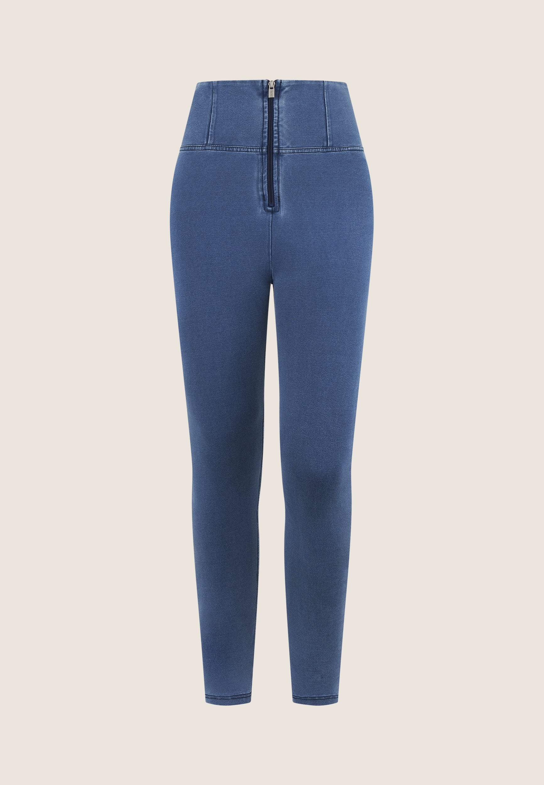 WRUP2HHC002ORG_J4B_-_WWR_L 1