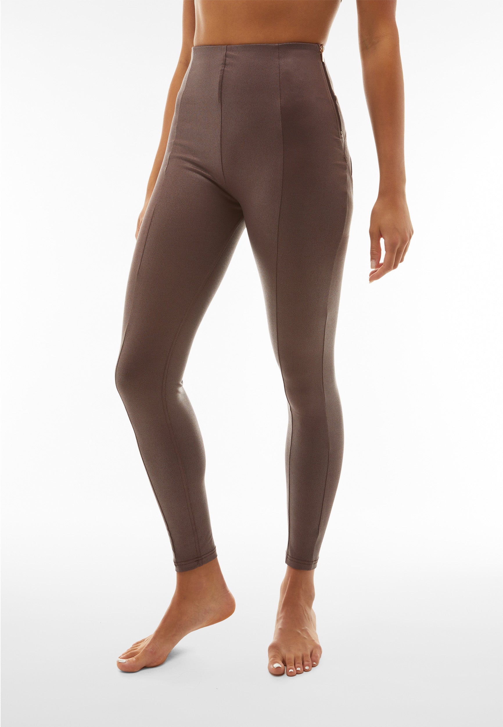 WRUP2HHF328_M29_-_WWR_XXS 2