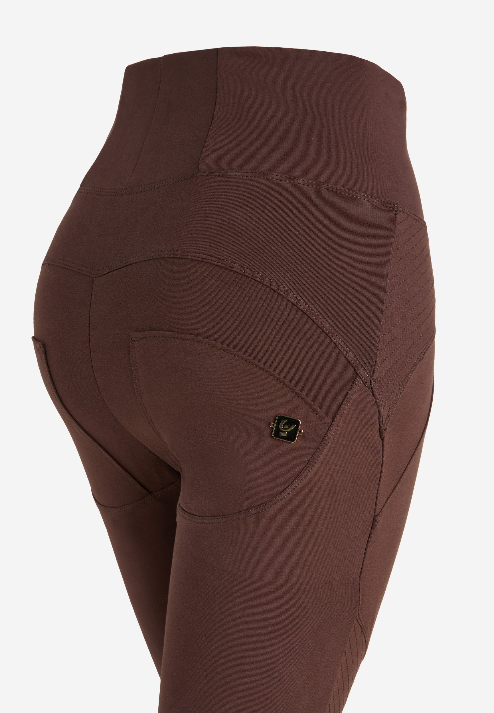 WRUP2HHF332_M29_-_WWR_L 3