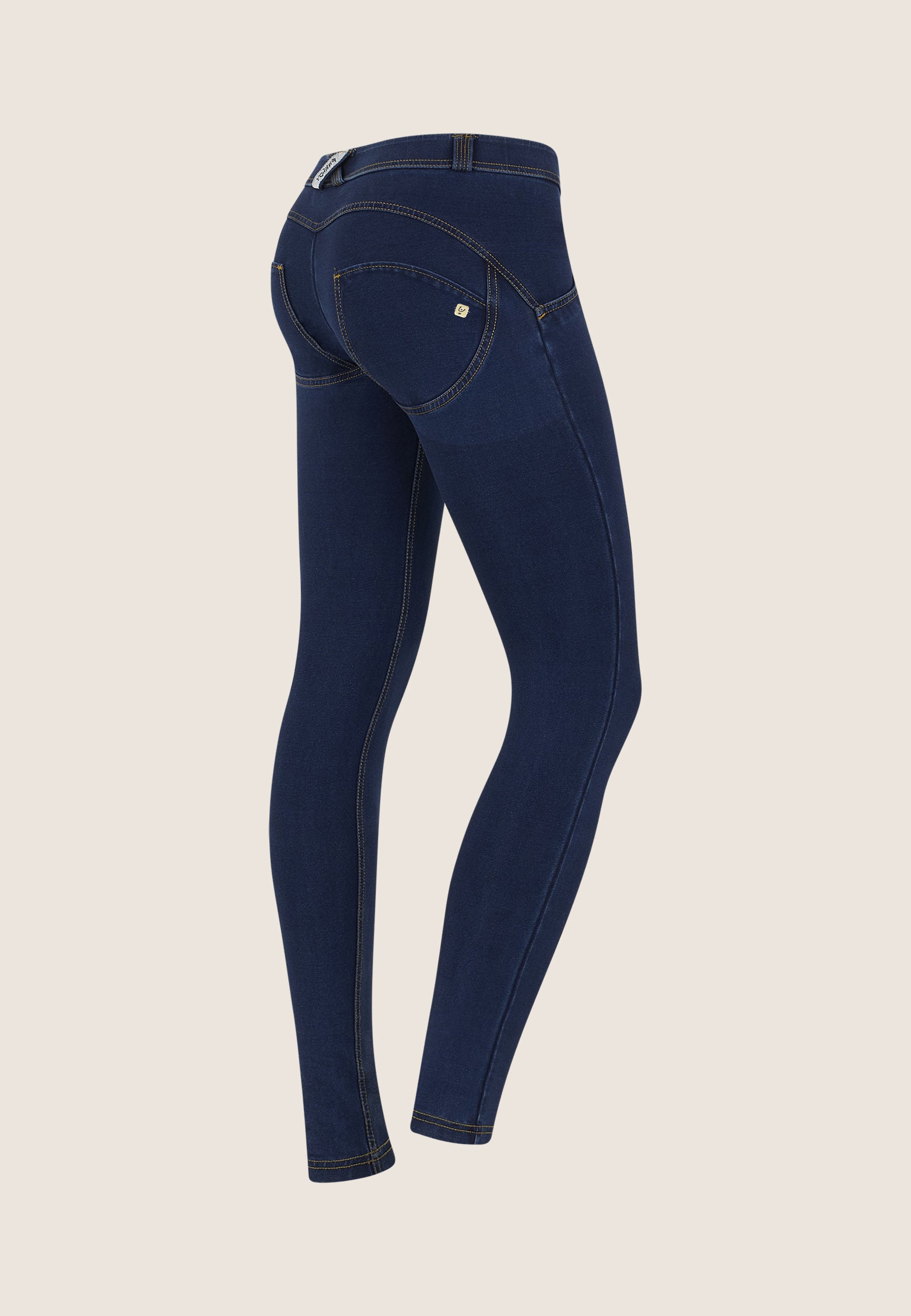 WRUP2LC002ORG_J0Y_-_WWR_L 2