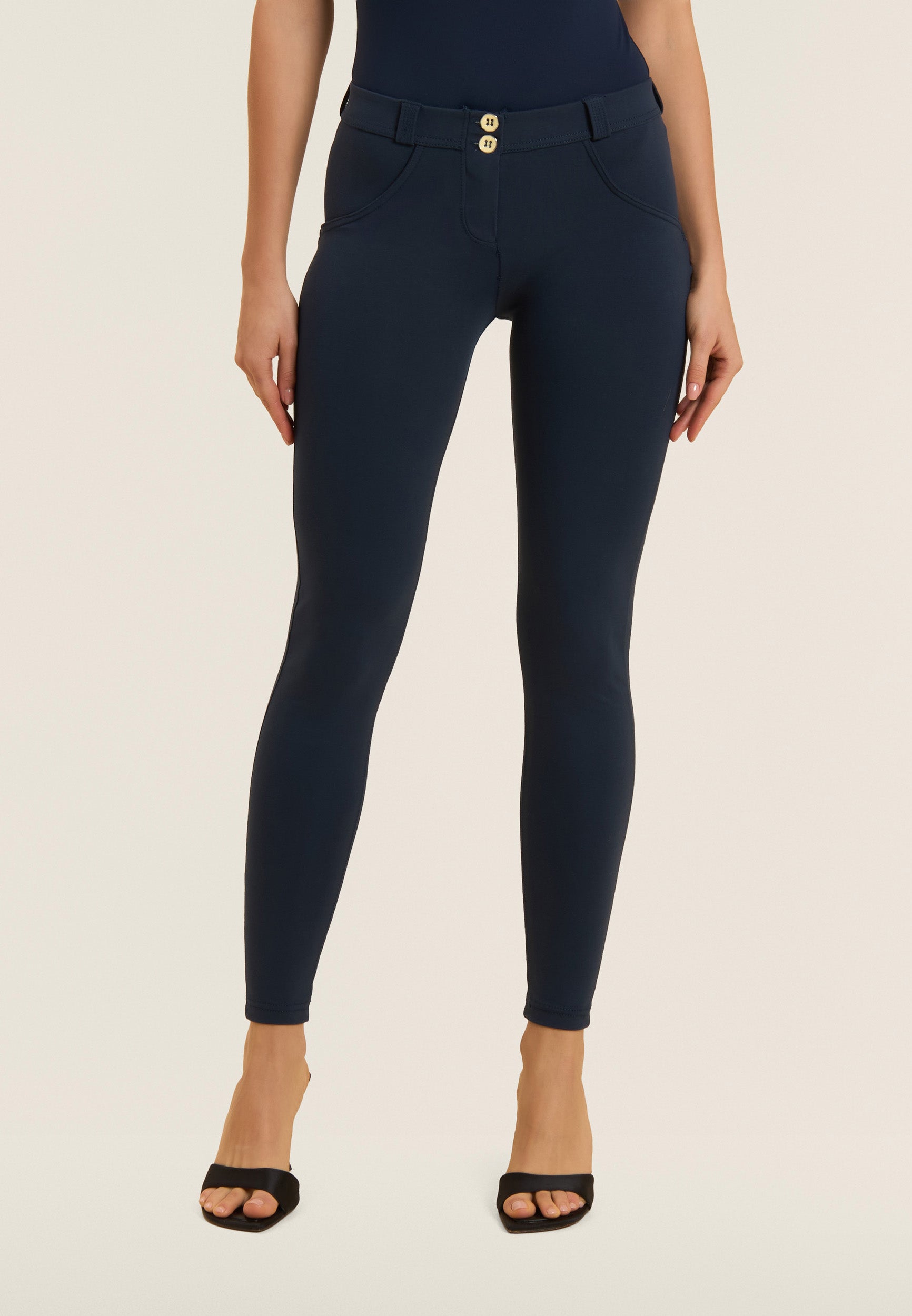 WRUP2RC001ORG_B94_-_WWR_L 2