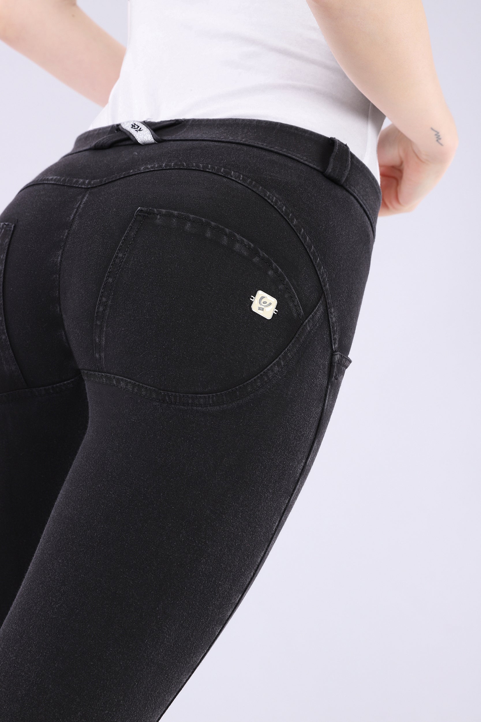 WRUP2RC002_J7_N_1_L 4