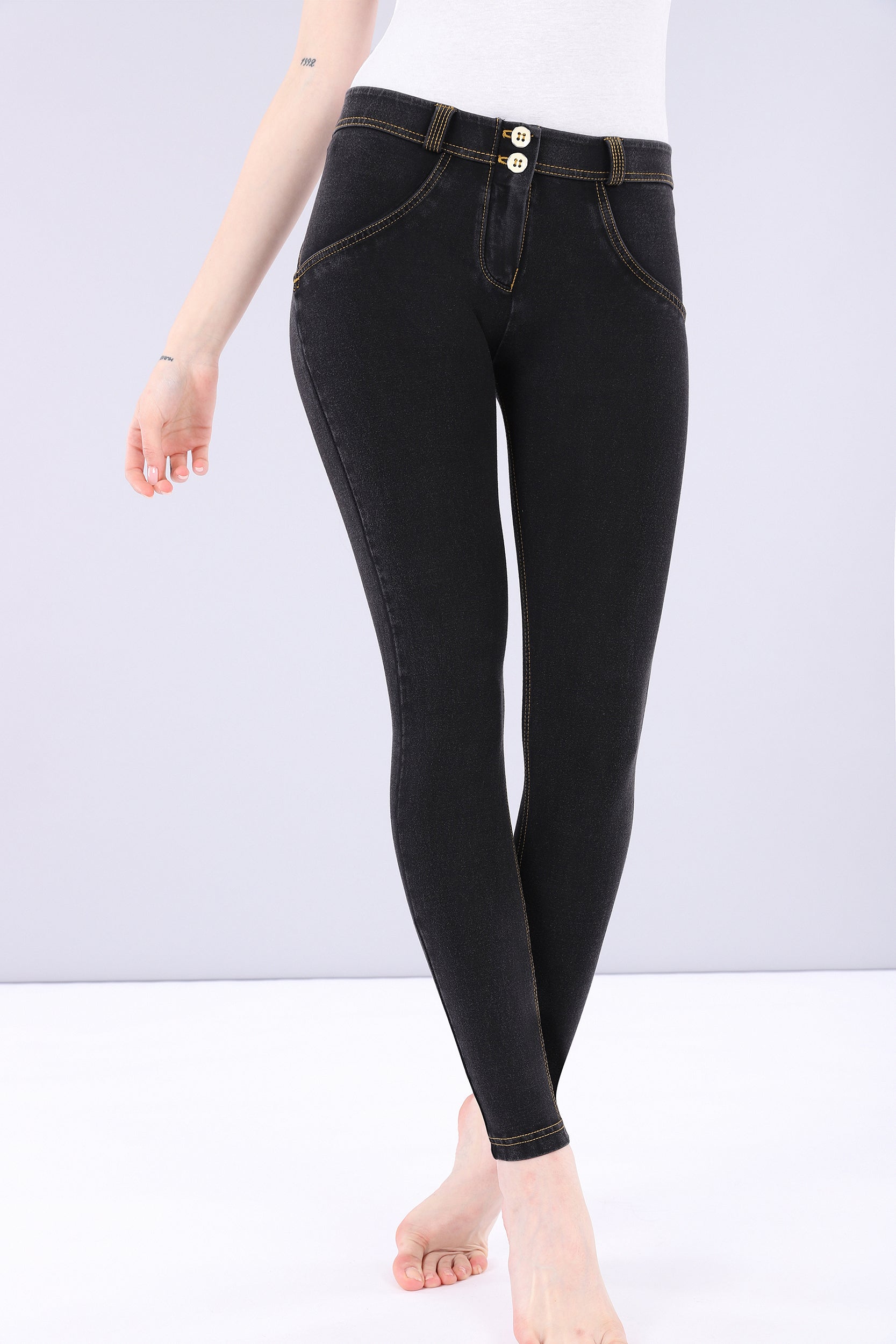 WRUP2RC002_J7_Y_1_L 3