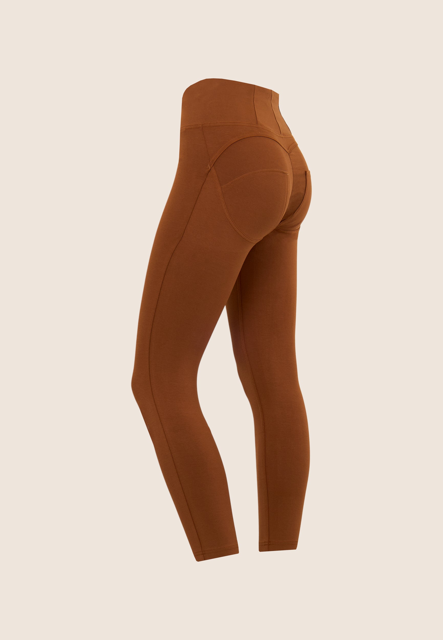 WRUP4HC001ORG_M28_-_WWR_L 6