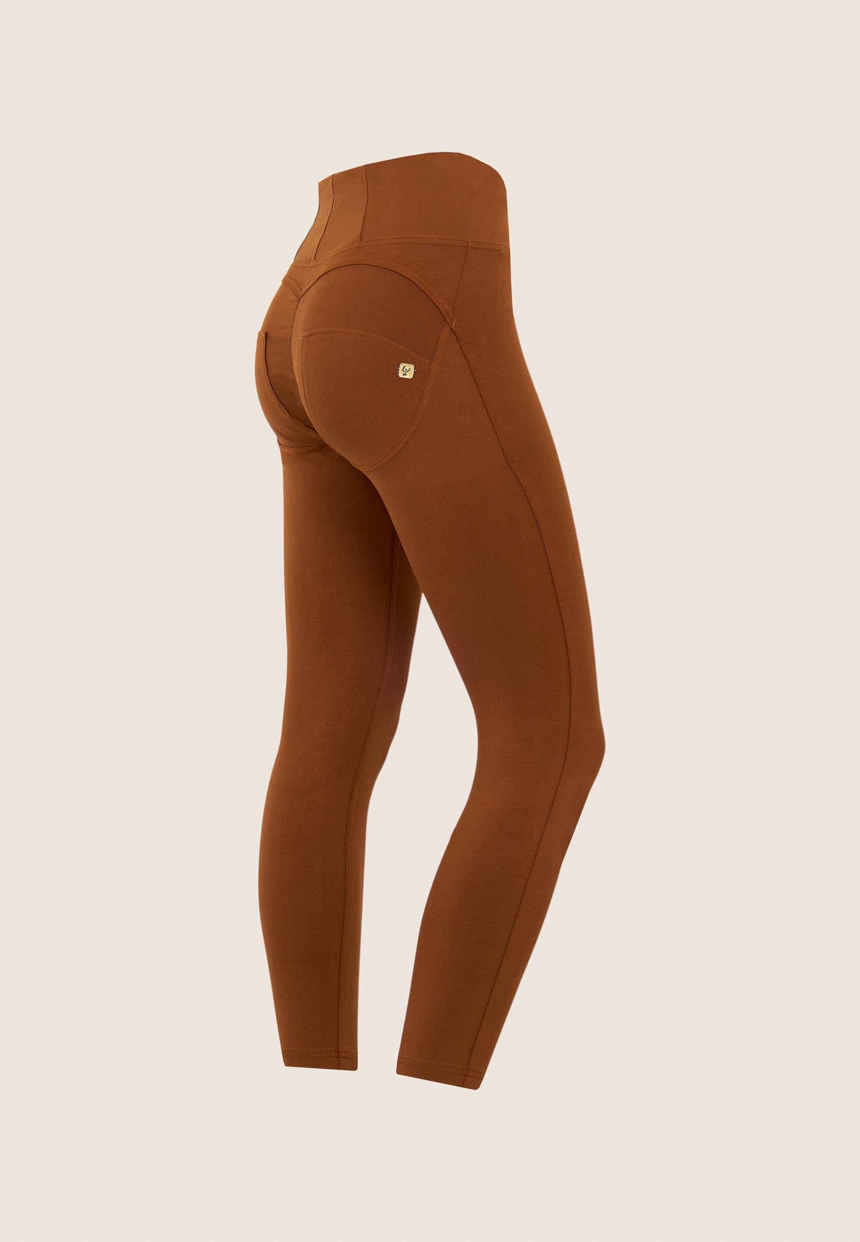 WRUP4HC001ORG_M28_-_WWR_L 6