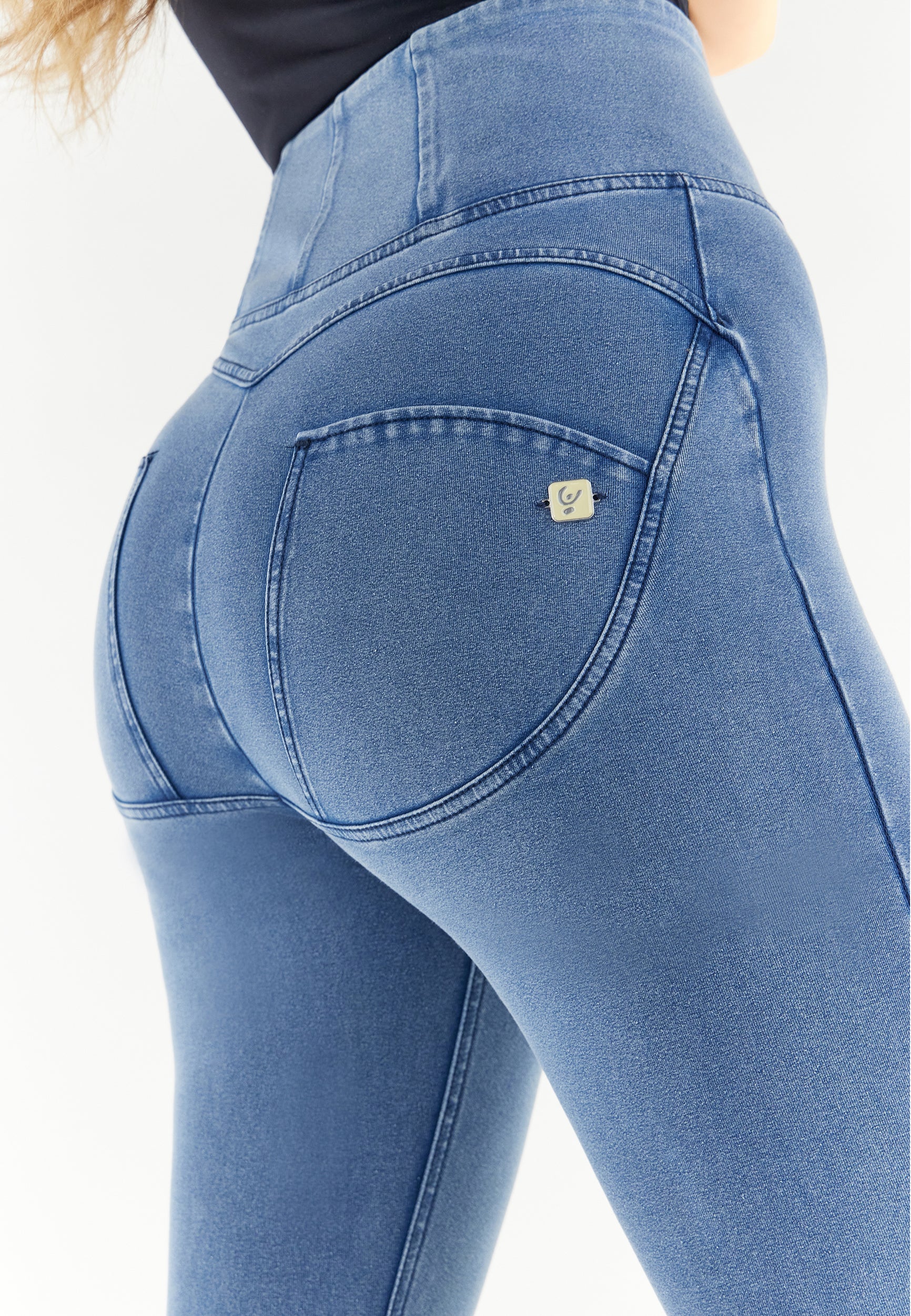 WRUP4HC002NS_J4B_-_WWR_XS 4