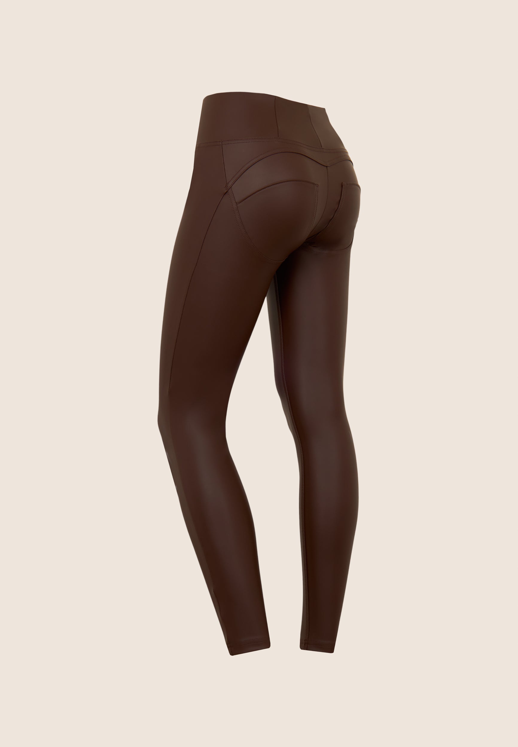 WRUP4HC006PREC_M12_-_WWR_L 4