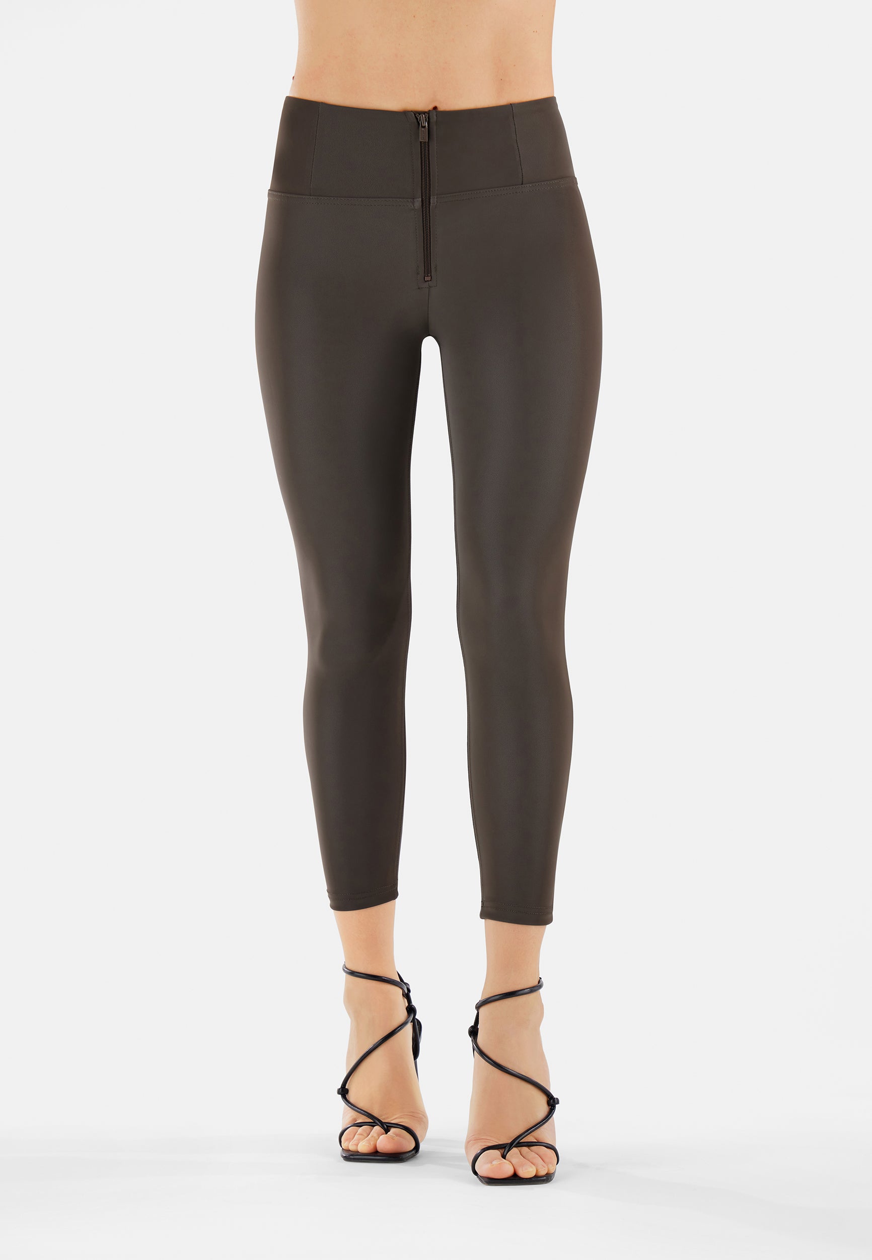 WRUP4HF248_M12_-_WWR_XS 3