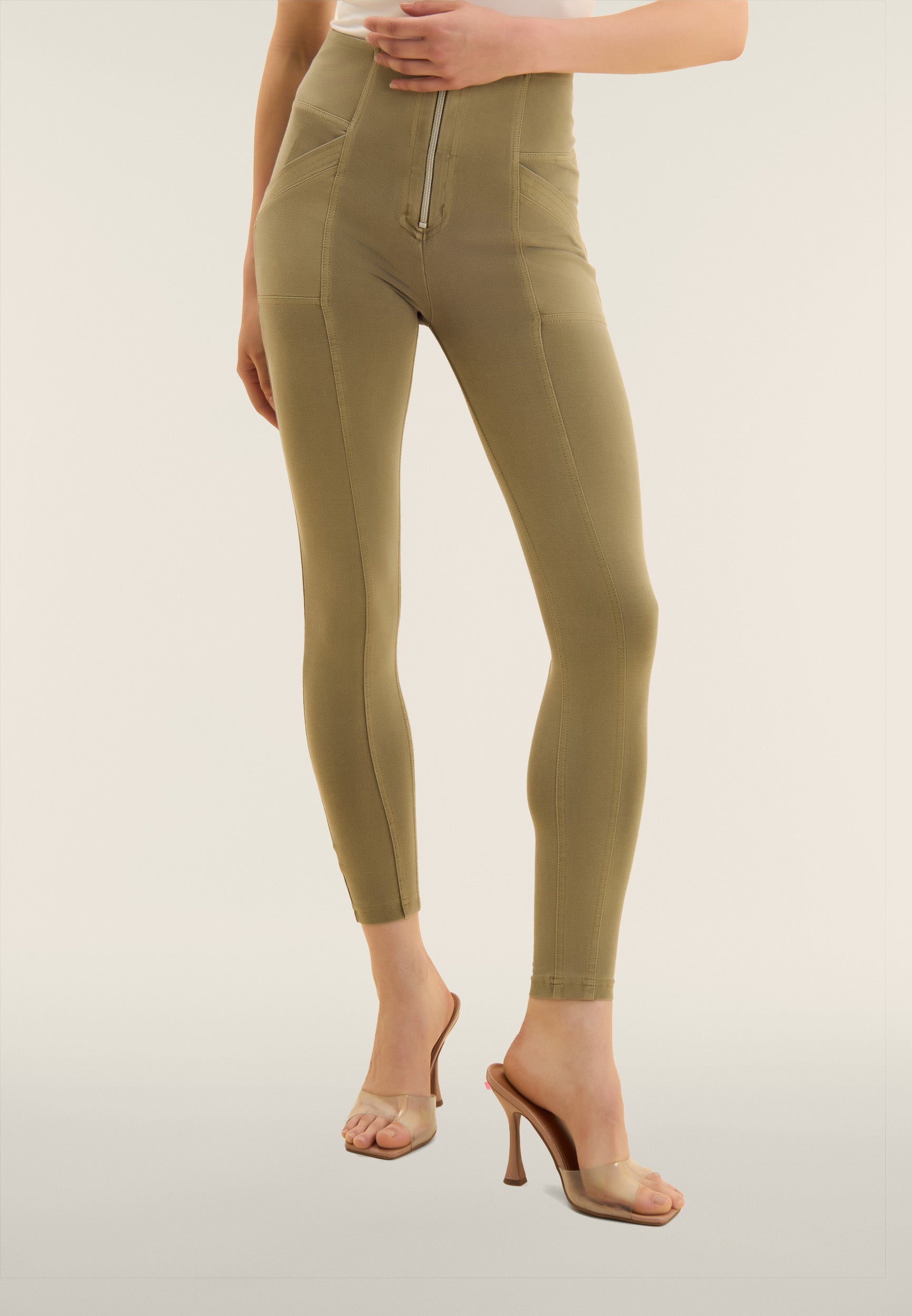 WRUP4HS2515_V141_-_WWR_3XL 2