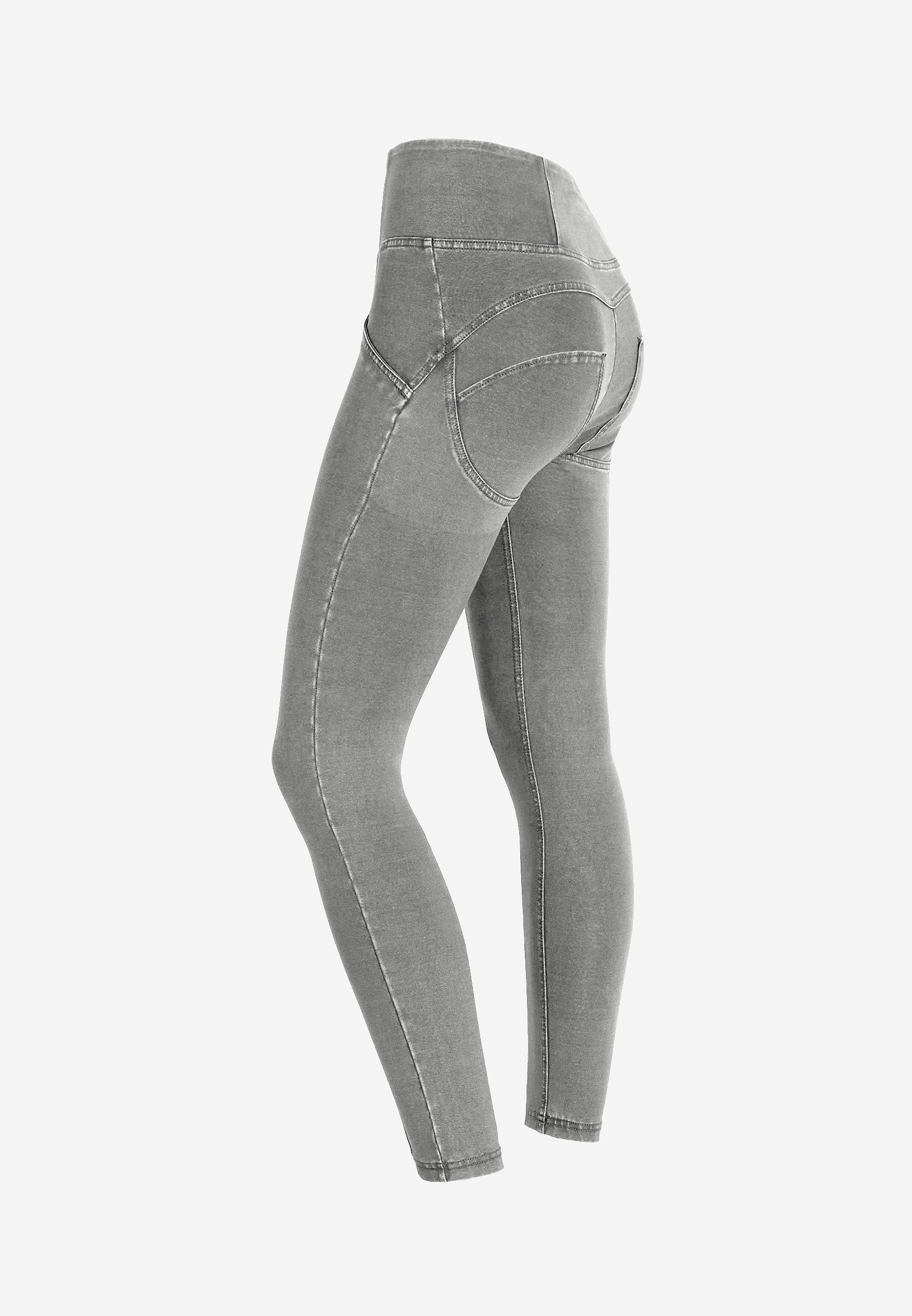 WRUP4HS402_J3N_-_WWR_XXS 2