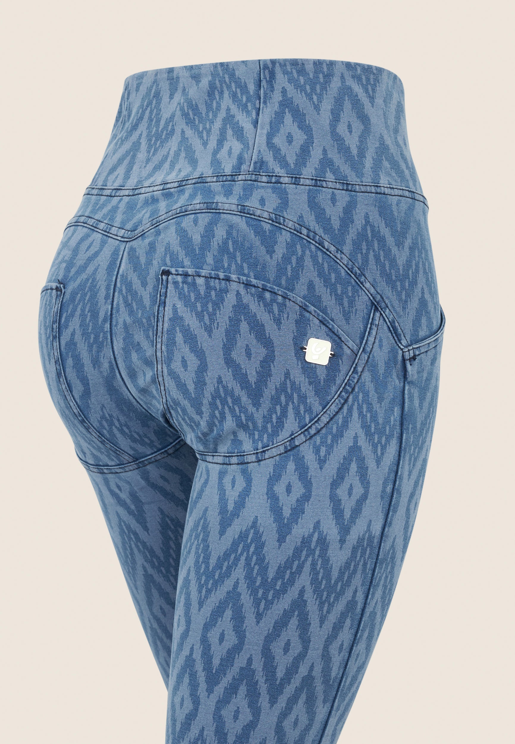 WRUP4HS423_J170B_-_WWR_XS 8