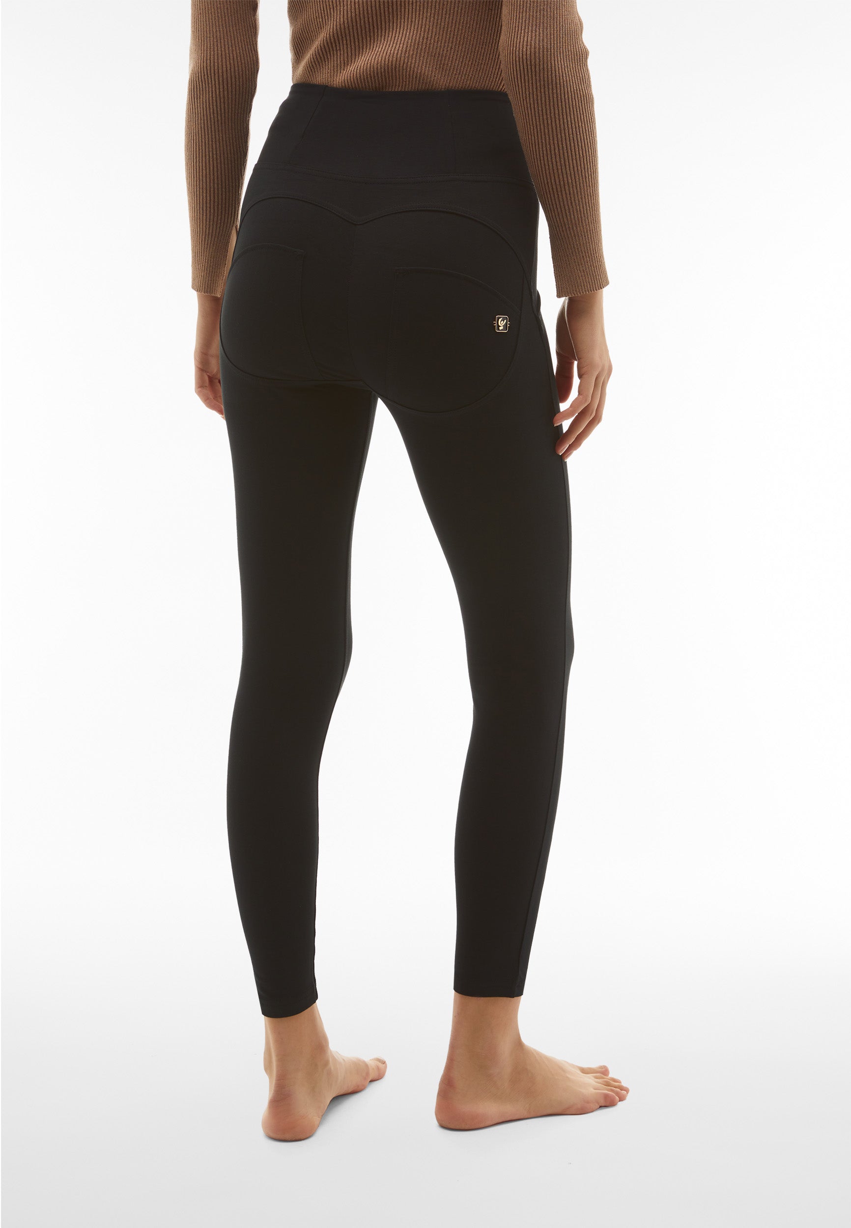 WRUP4HS427_N_-_WWR_XXS 3