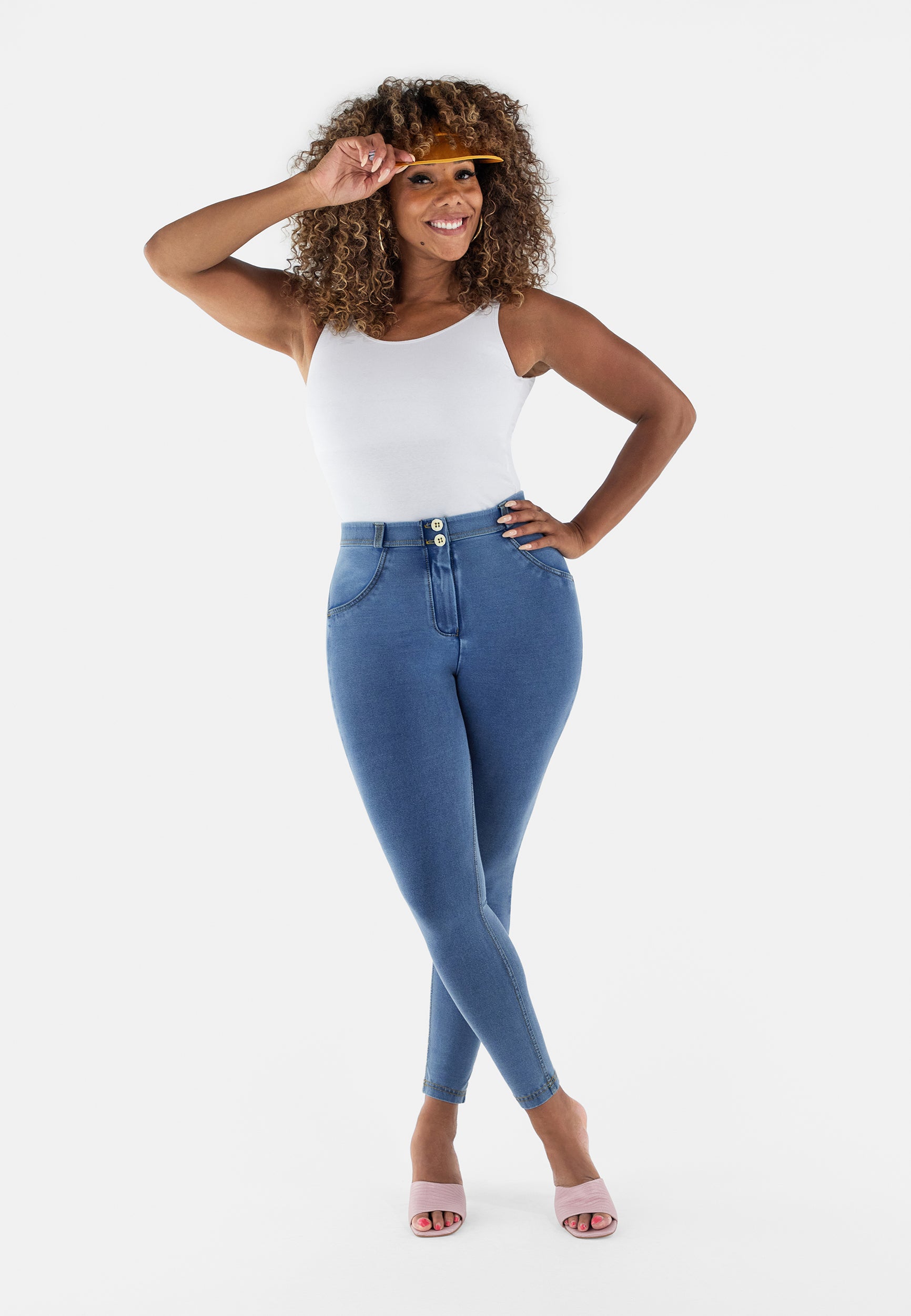 WRUP4RC002NS_J4Y_-_WWR_XS 1