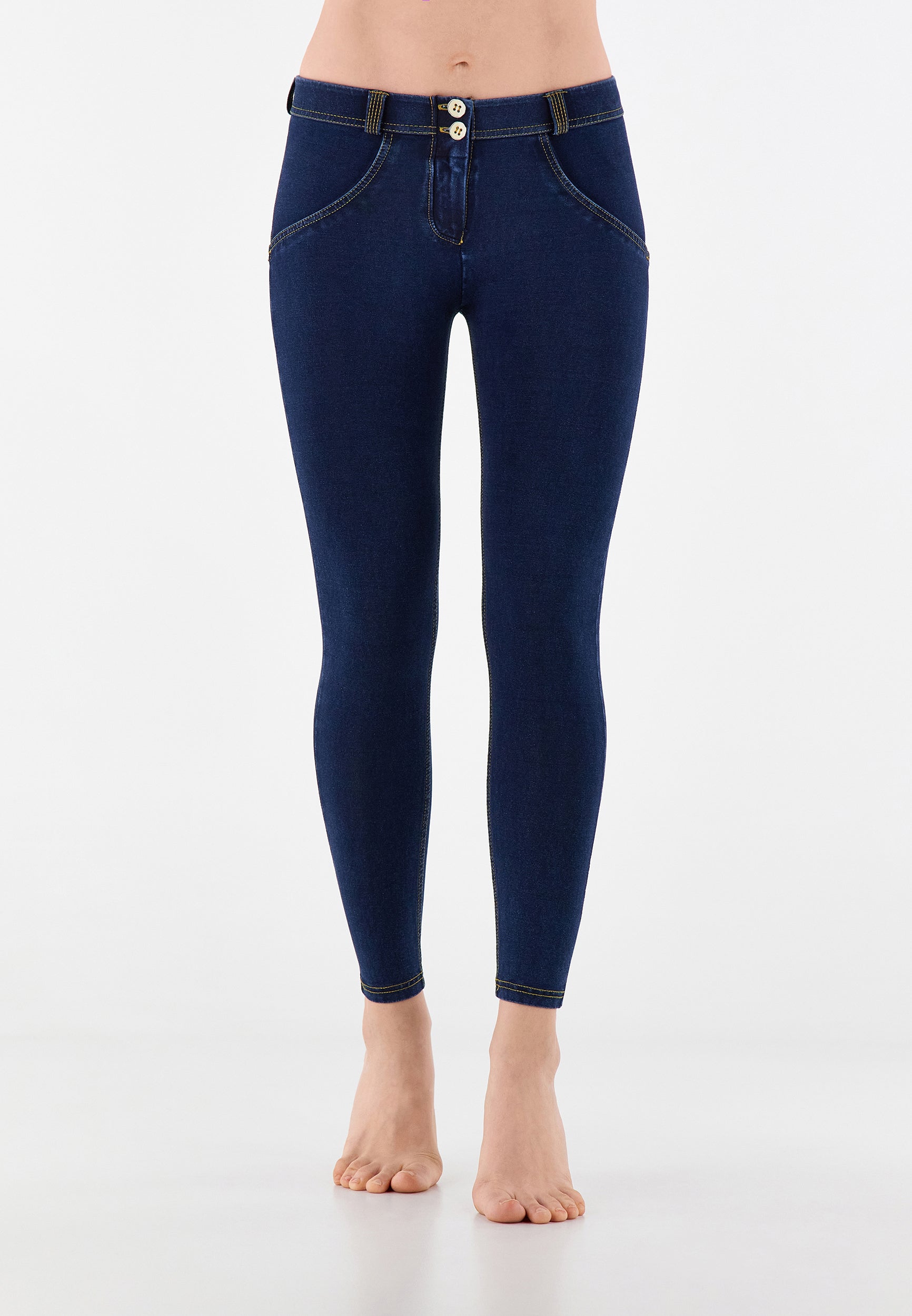 WRUP4RC002ORG_J0Y_-_WWR_L 2