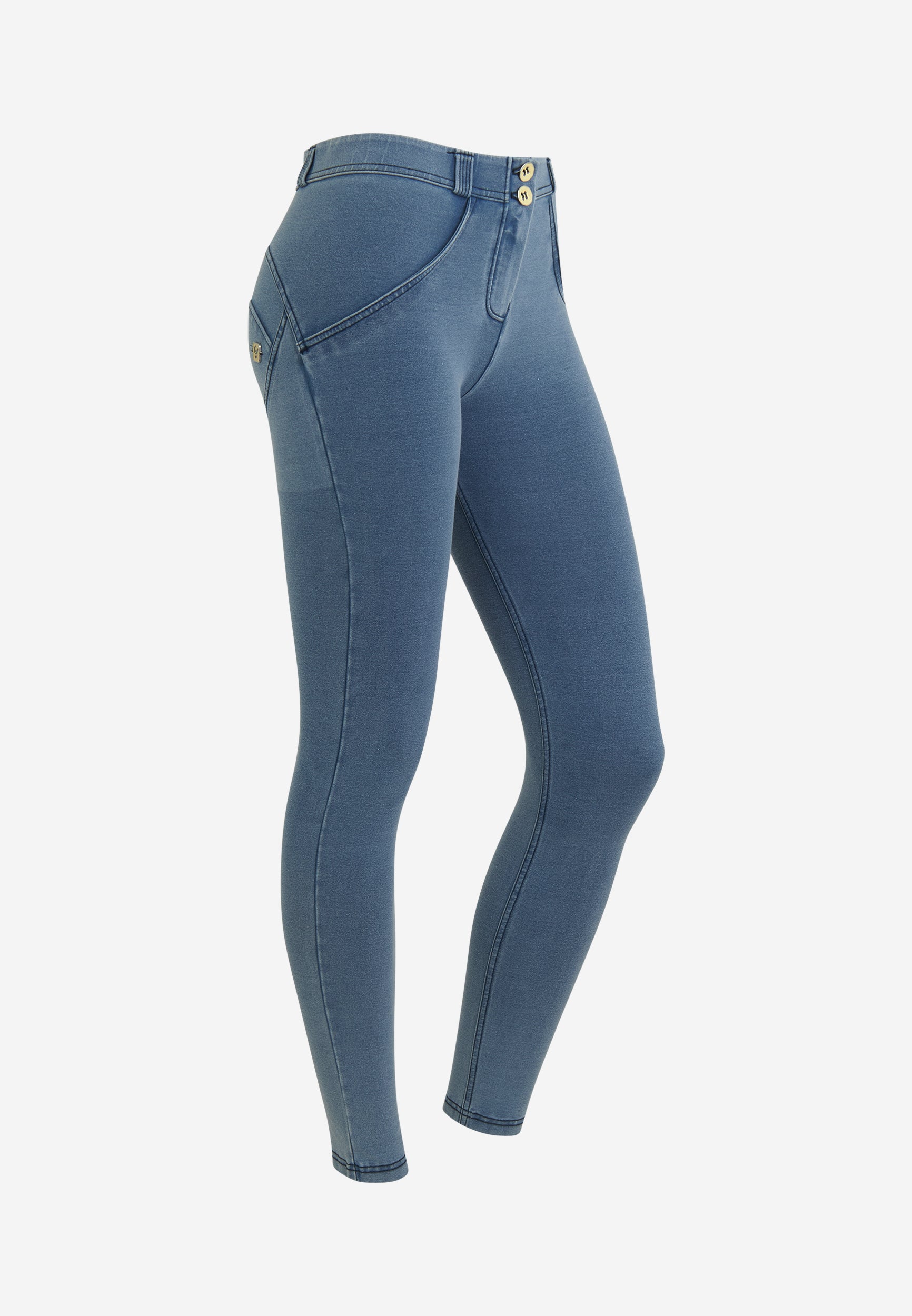 WRUP4RC002ORG_J108B_-_WWR_XL 1