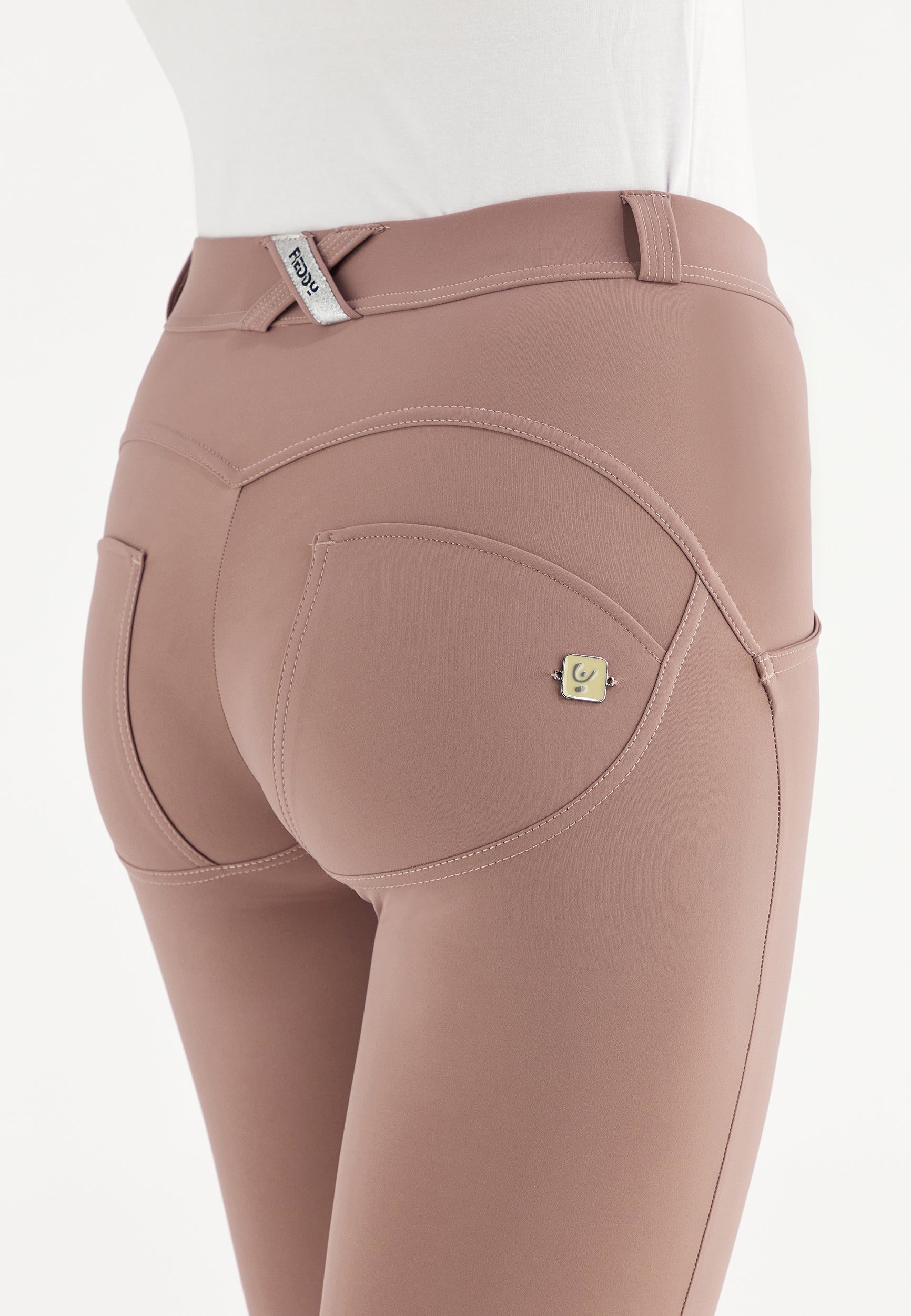 WRUP4RC005_P43_-_WWR_L 4