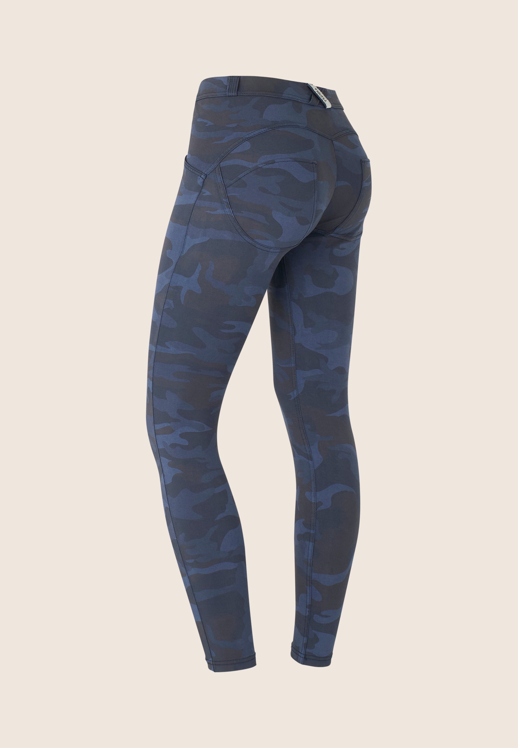 WRUP4RC007ORG_CAMO28_-_WWR_3XL 2