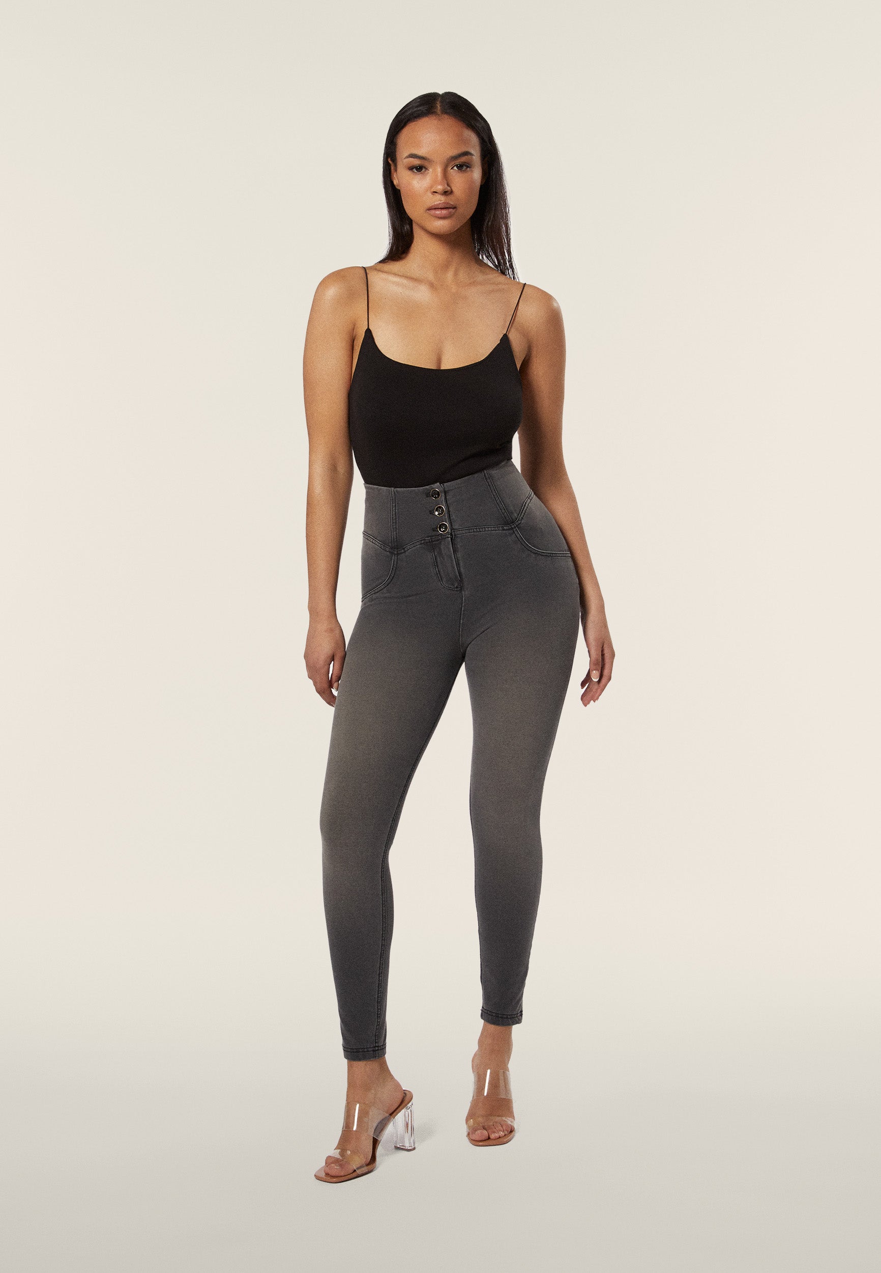 WRUP4SHF413_J125N_-_WWR_XS 1