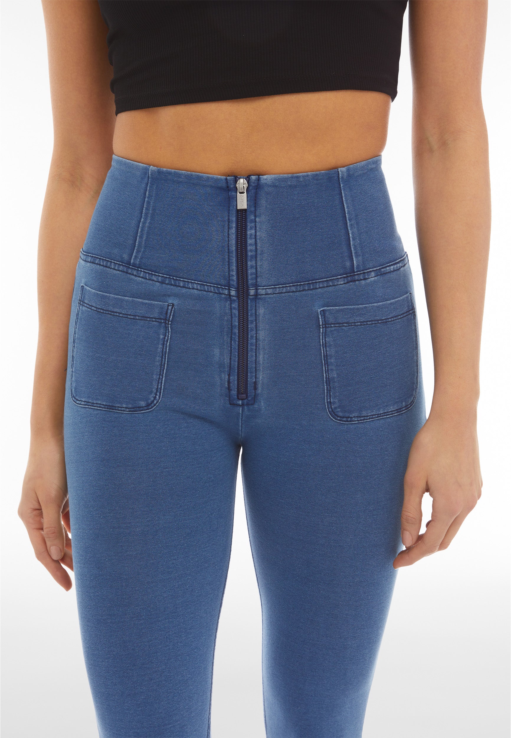 WRUP4SHS224_J4B_-_WWR_L 4