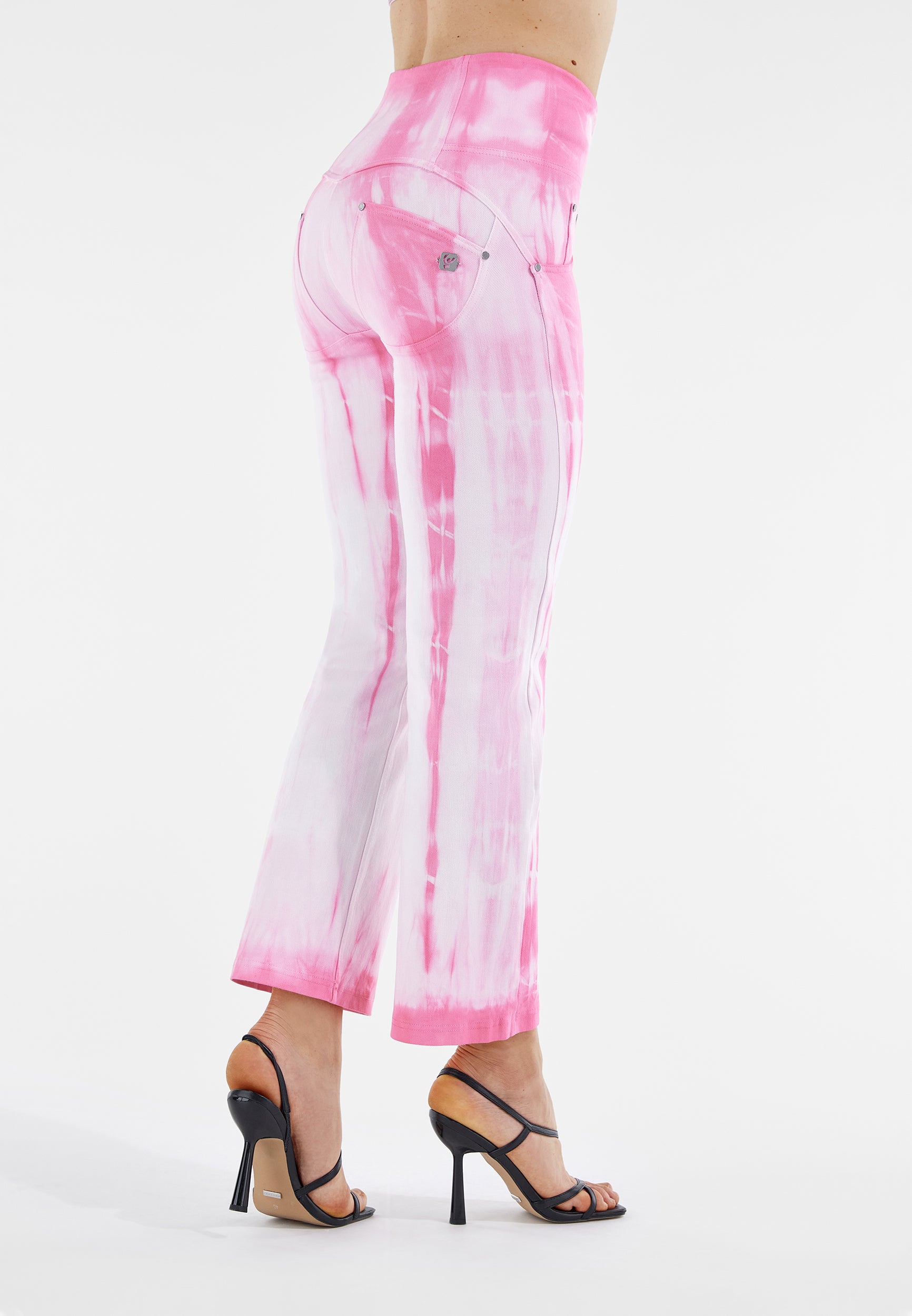 WRUPSNUG14HS325_MC21_-_WWR_XS 2