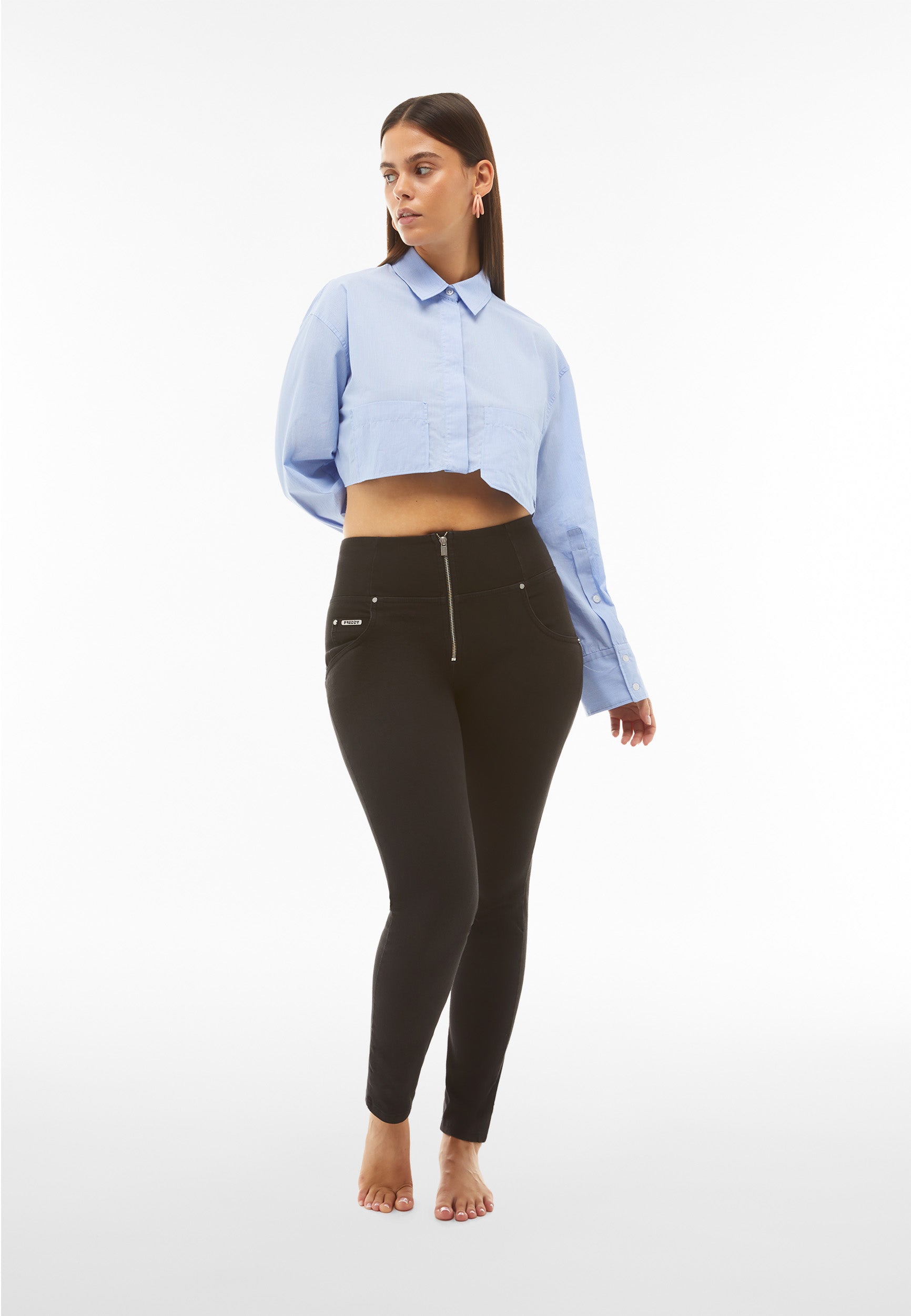 WRUPSNUG1HC017_N_-_WWR_L 2