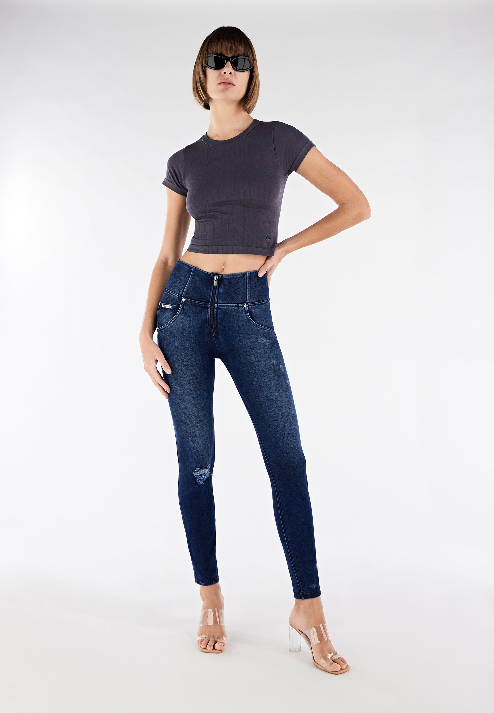 WRUPSNUG1HS240_J0B_-_WWR_S 2