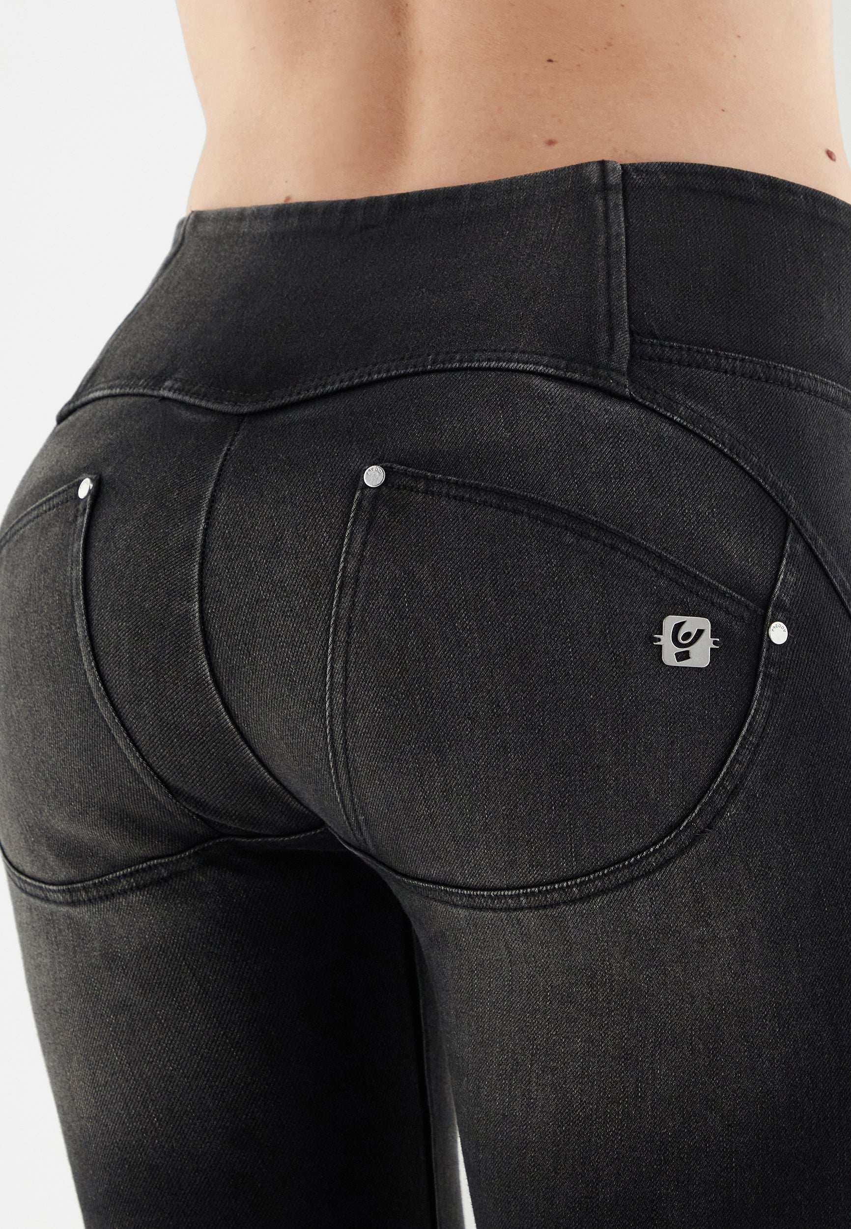 WRUPSNUG1MS241_J7N_-_WWR_XS 4