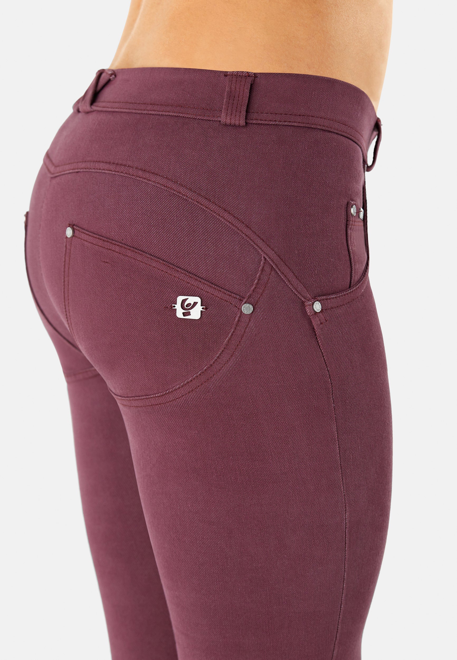 WRUPSNUG1RC017_E74_-_WWR_XS 4