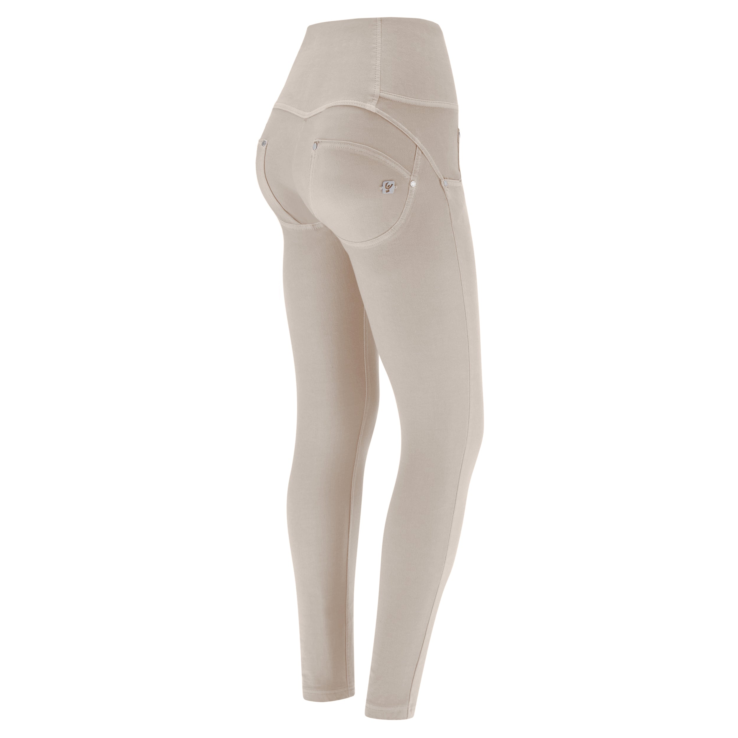 WRUPSNUG2BHC017_I42_-_WWR_XS 2