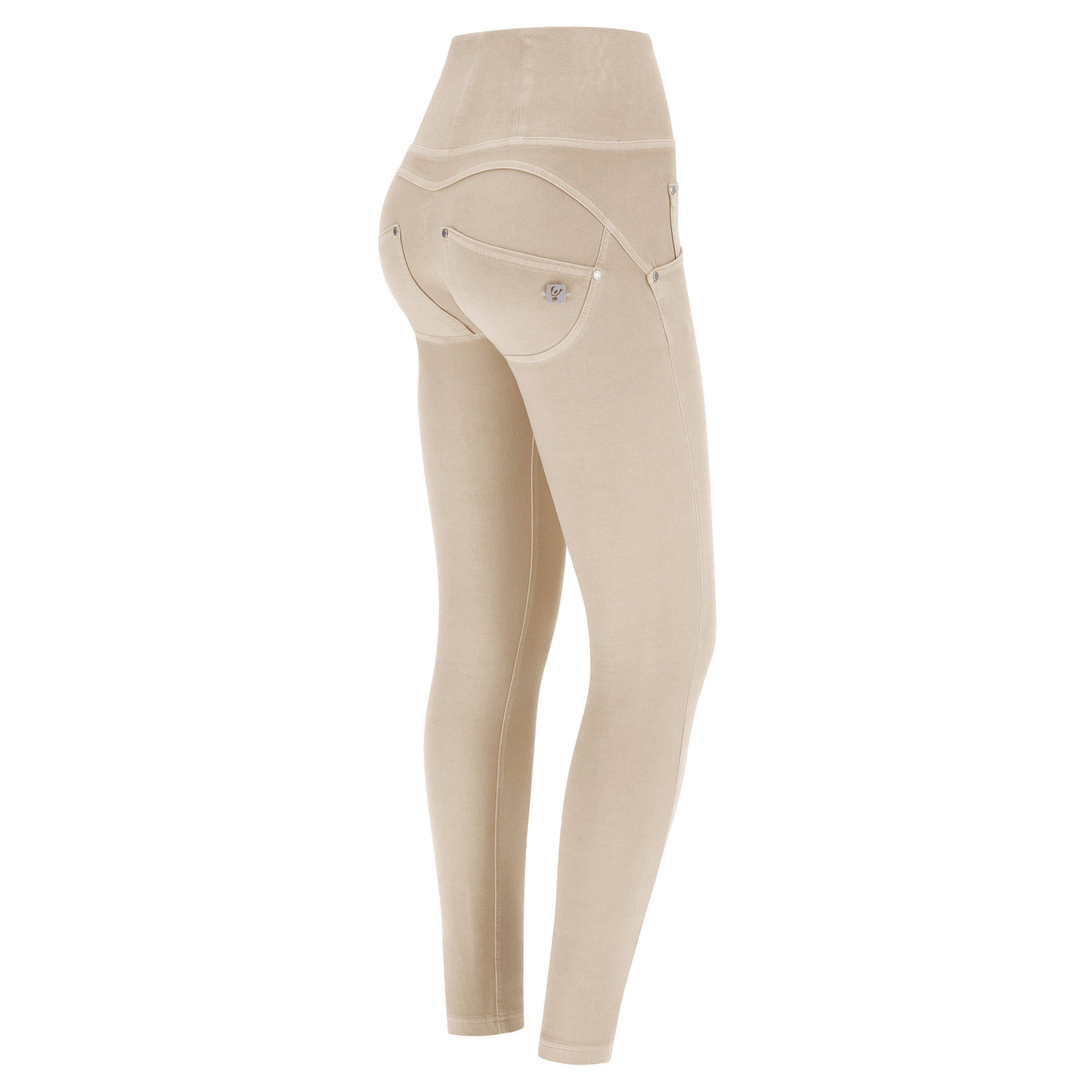 WRUPSNUG2HHC017_Z114_-_WWR_S 1