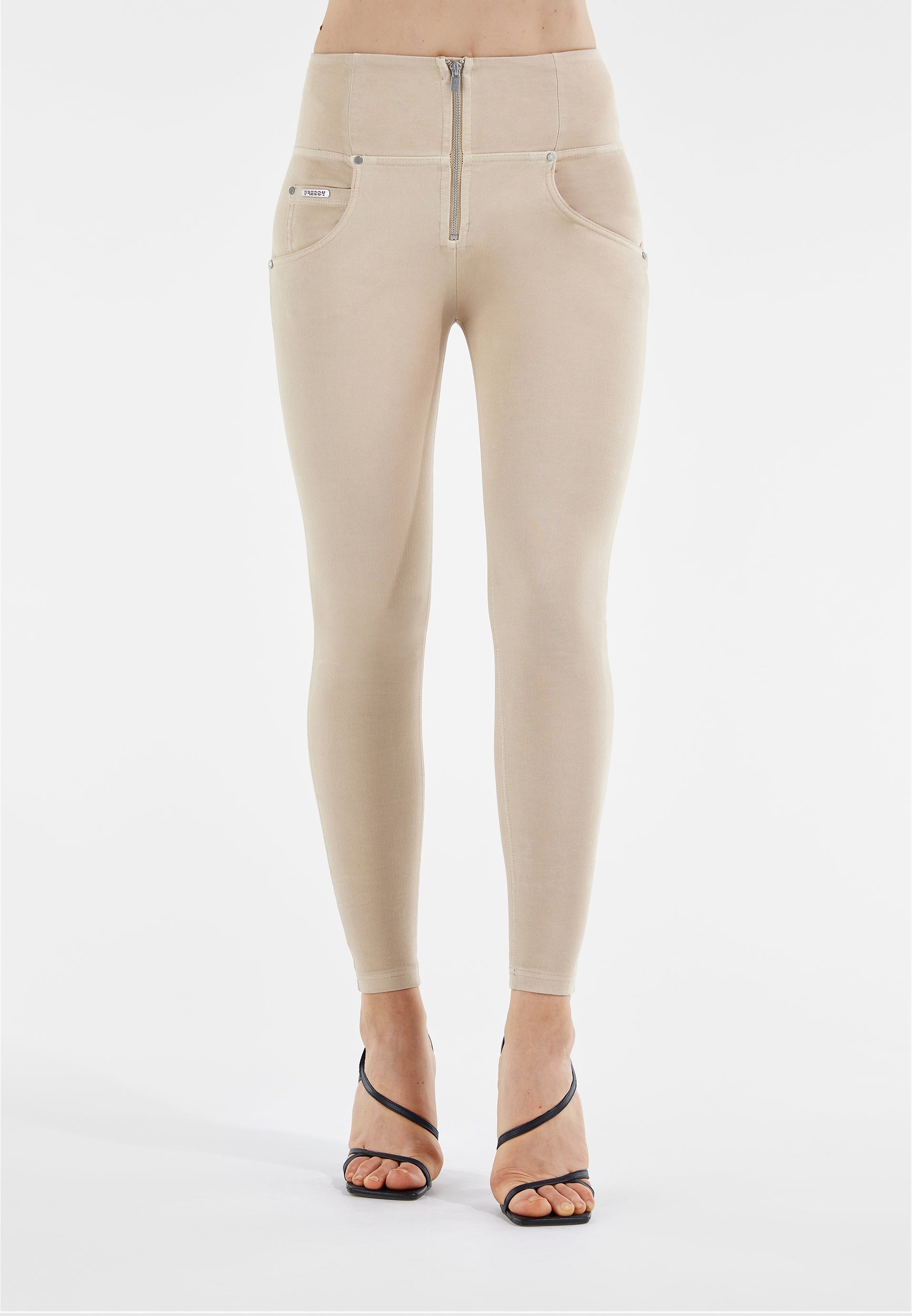 WRUPSNUG2HHC017_Z114_-_WWR_S 3