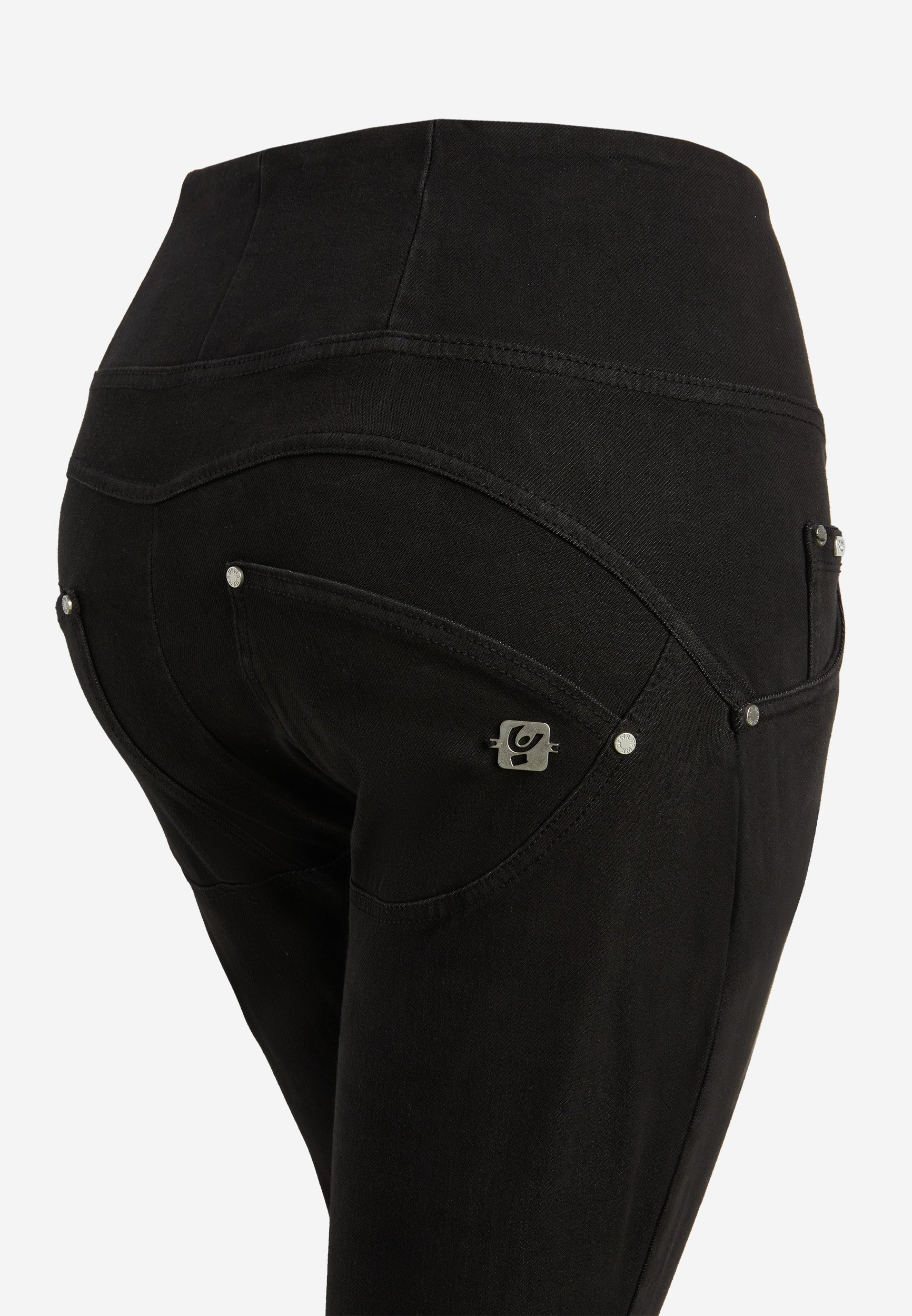 WRUPSNUG4HC017KK_N_-_WWR_XS 3