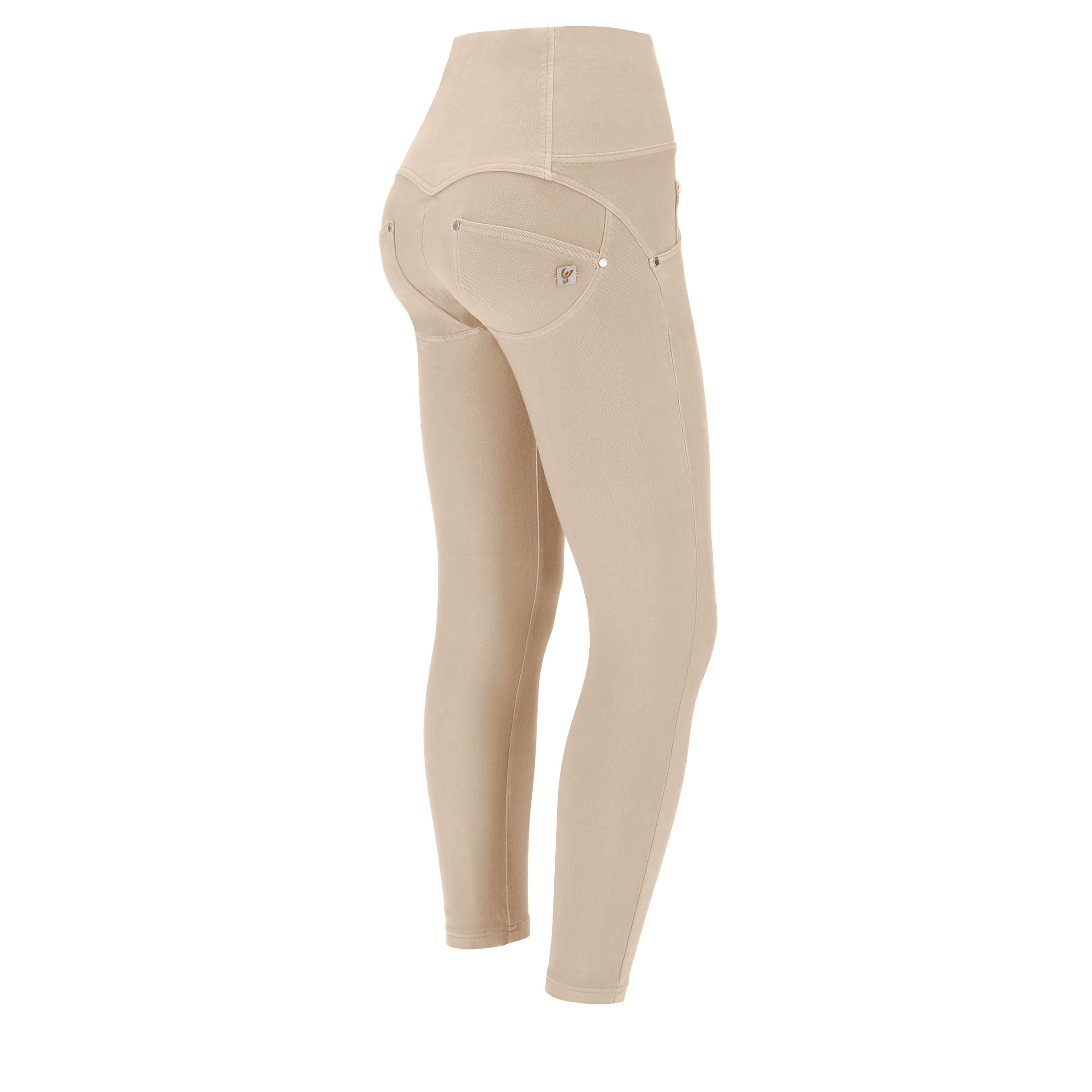 WRUPSNUG4HS225_Z114_-_WWR_L 1