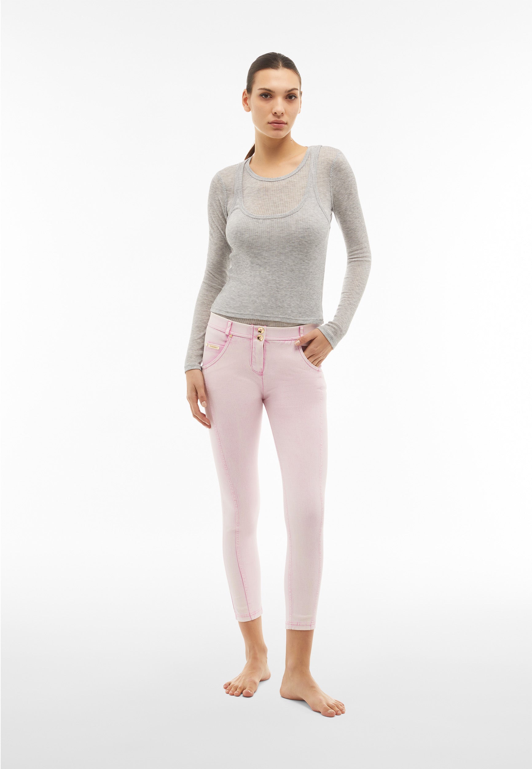 WRUPSNUG4RS426_P104_-_WWR_S 1