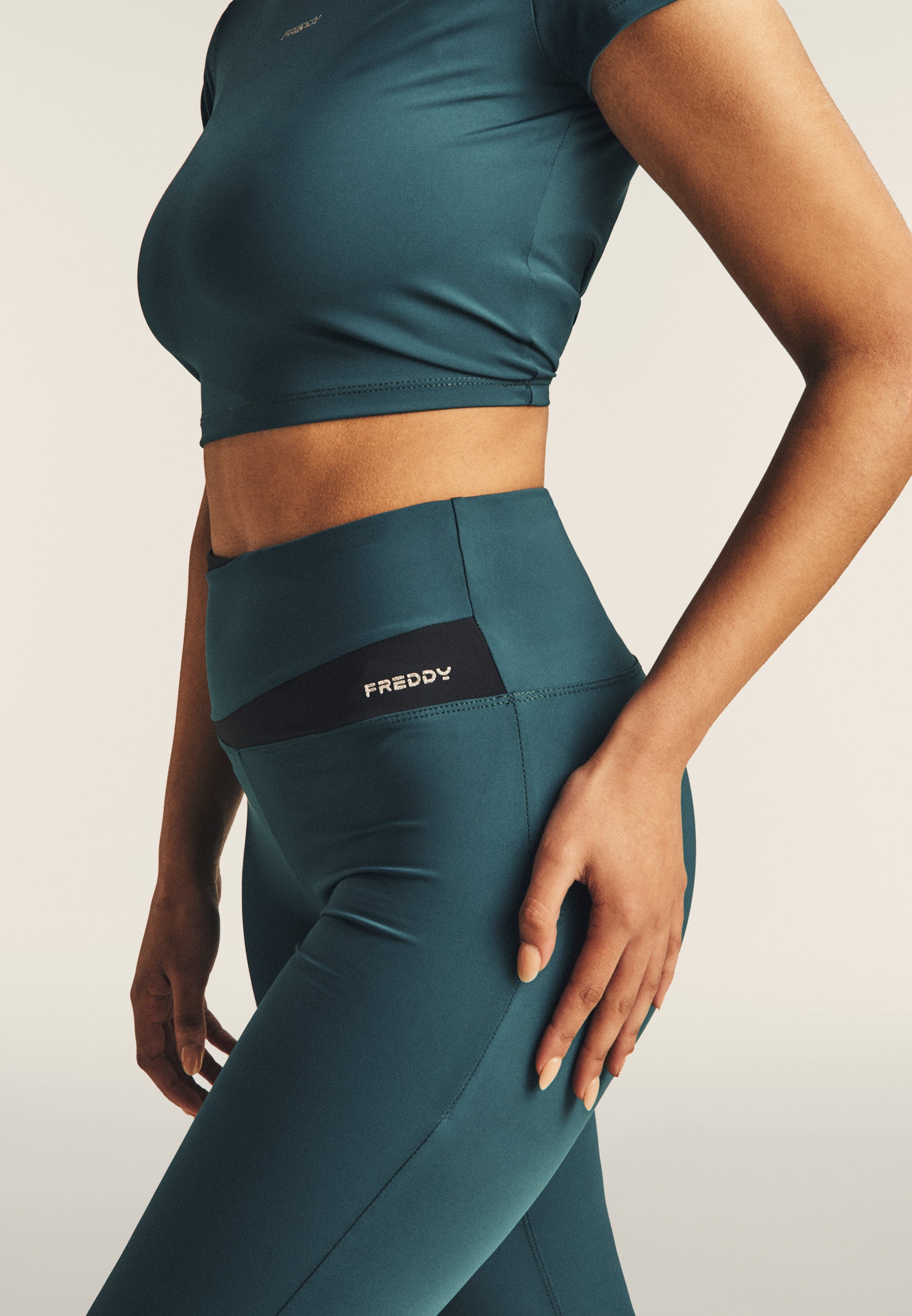 WRUPY11HS2512REC_V92N_-_W_L 3