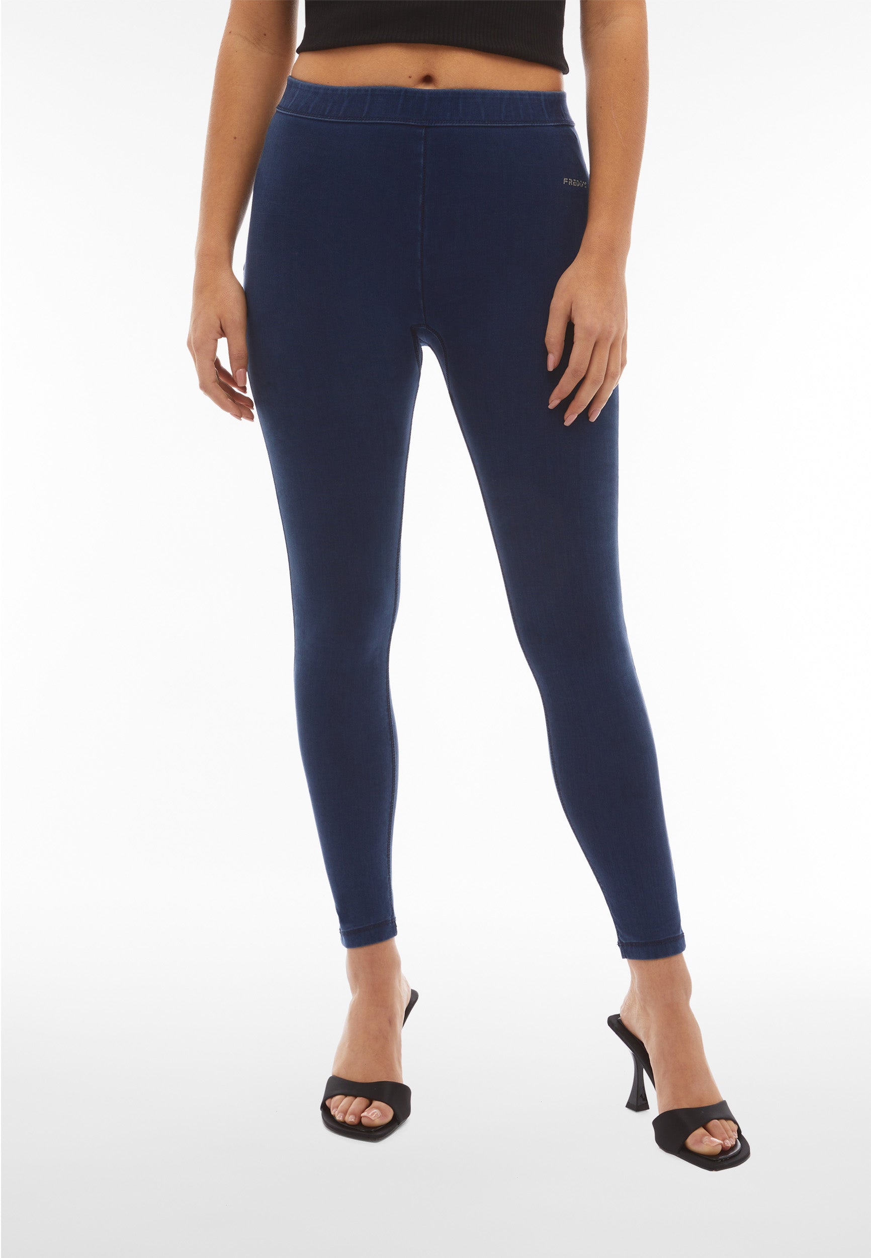 WRUPY4RC012_J0B_-_WWR_XXS 2