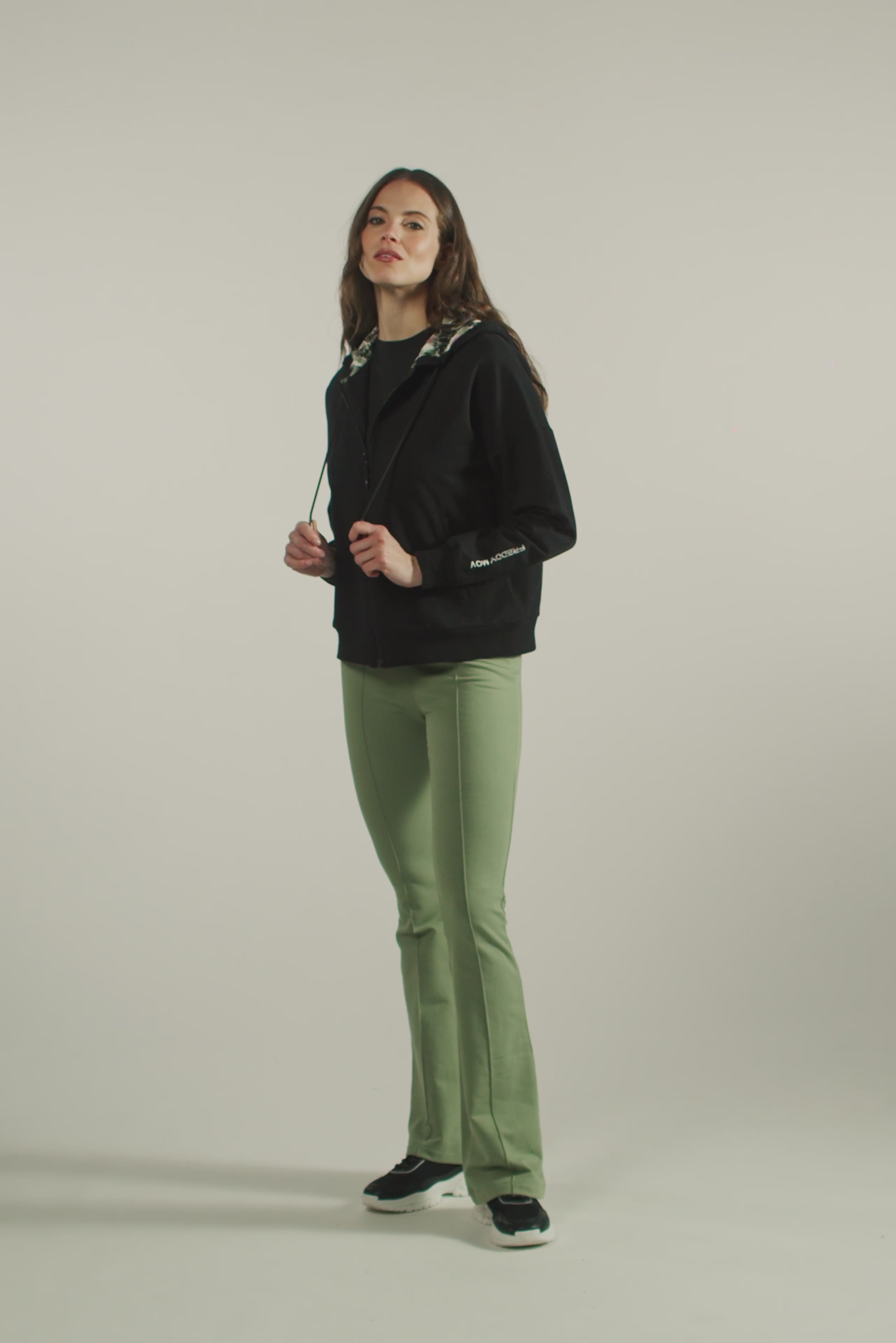 F4WMVS5_NANI97_-_W_XS 8