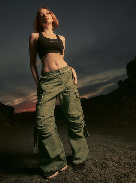 Pantaloni cargo
