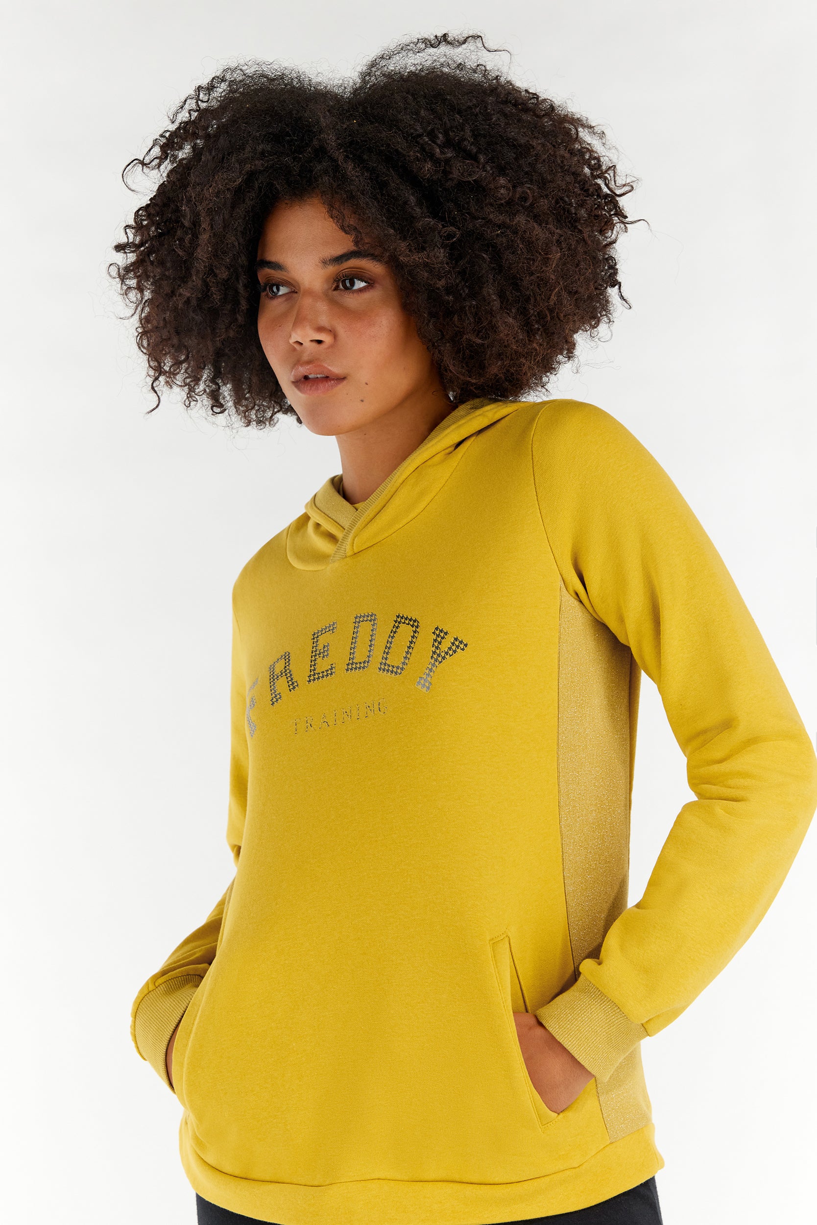 F1WTRS6_Y105_-_W_L 2