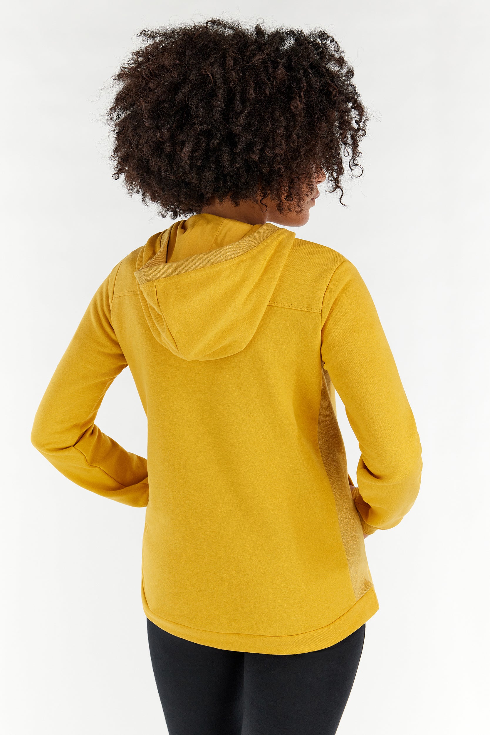 F1WTRS6_Y105_-_W_L 3