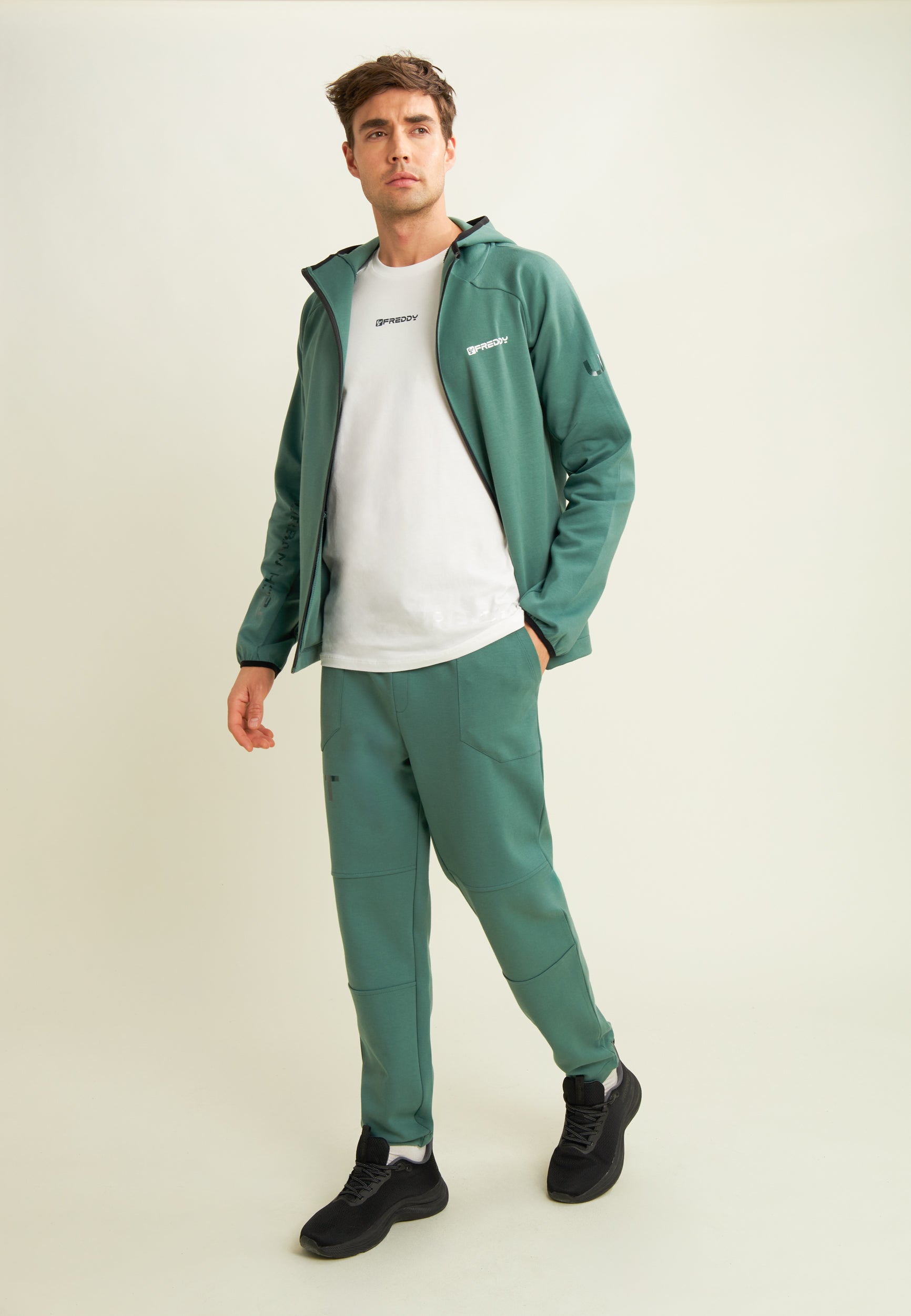 F25MUTS1_V146_-_M_3XL 1