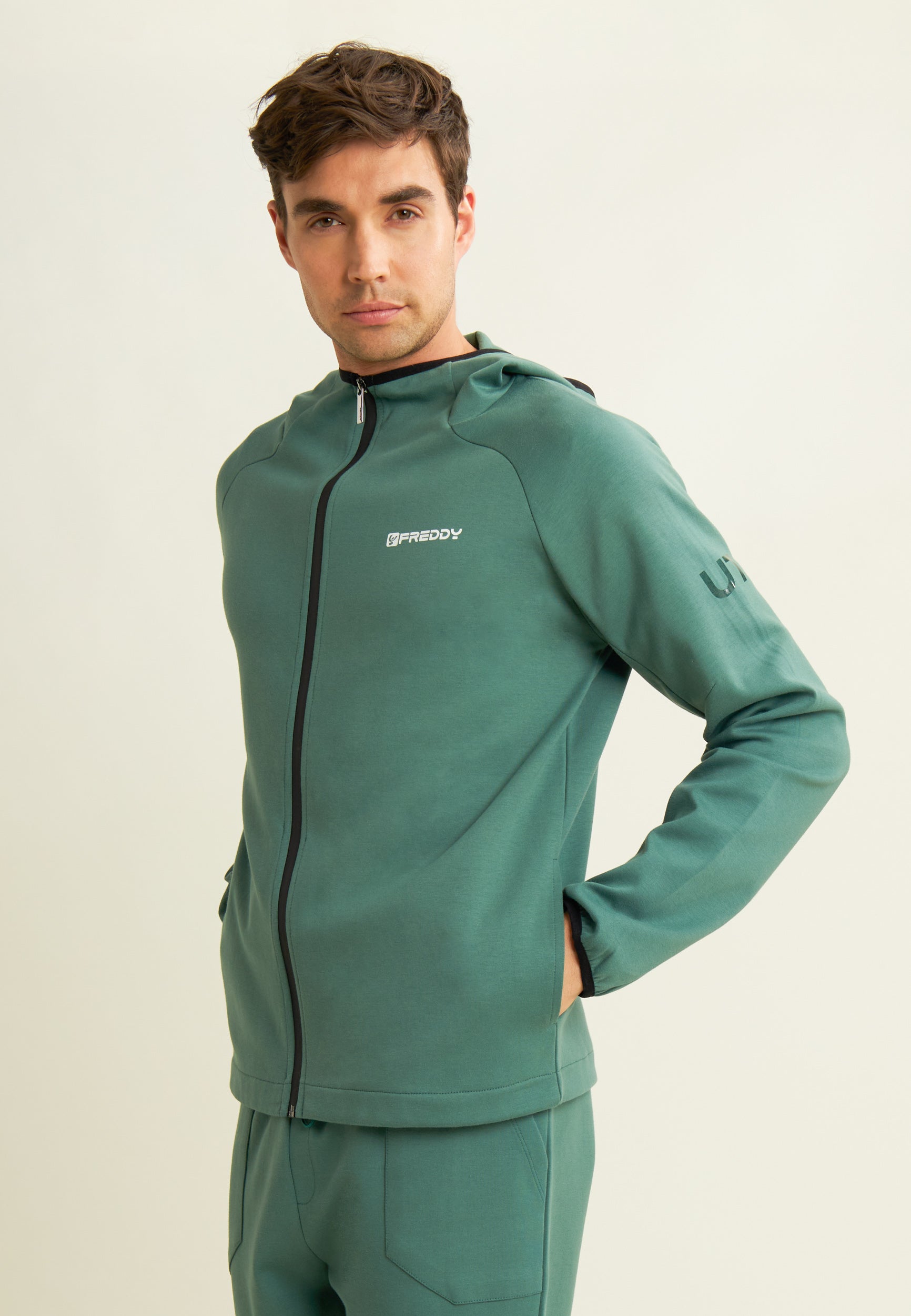 F25MUTS1_V146_-_M_3XL 2