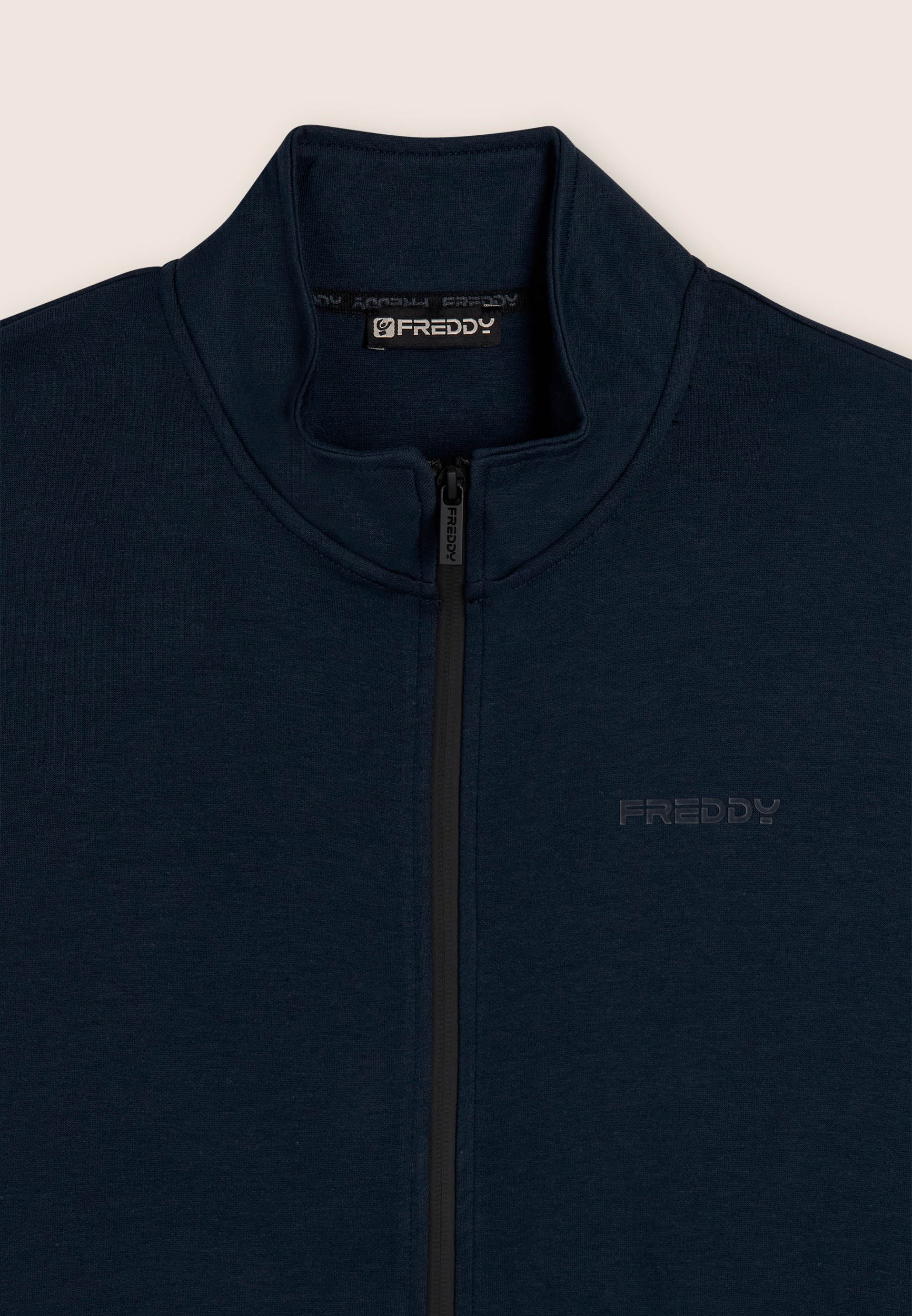 F25MUTS2_B109_-_M_3XL 3